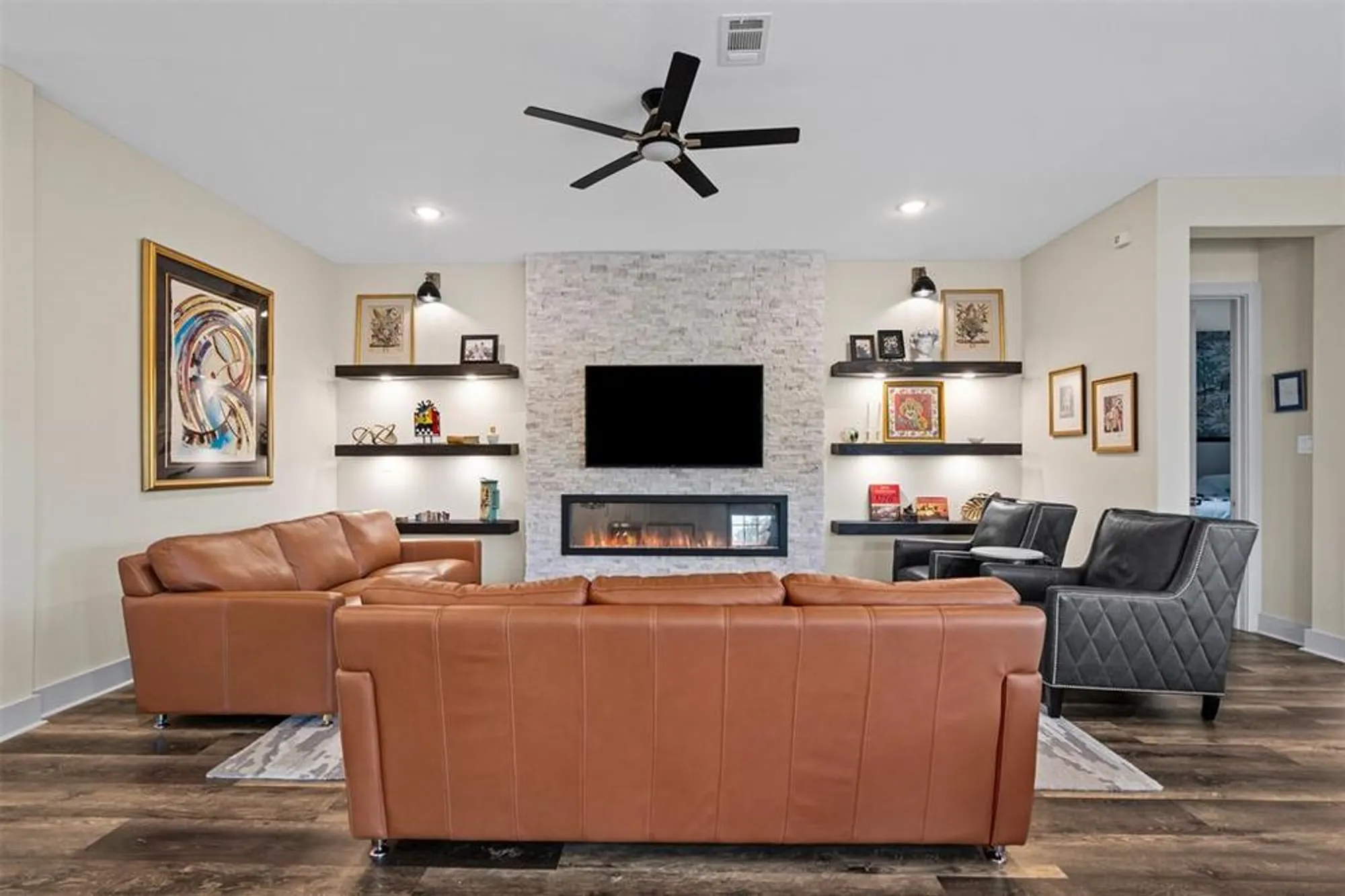 Property Slideshow image 10 of 27 | 4801 park view pl, Arlington, TX, 76005