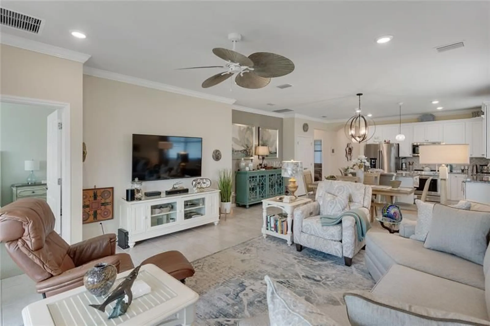 Property Slideshow image 12 of 32 | 5122 unity sq, Vero Beach, FL, 32967