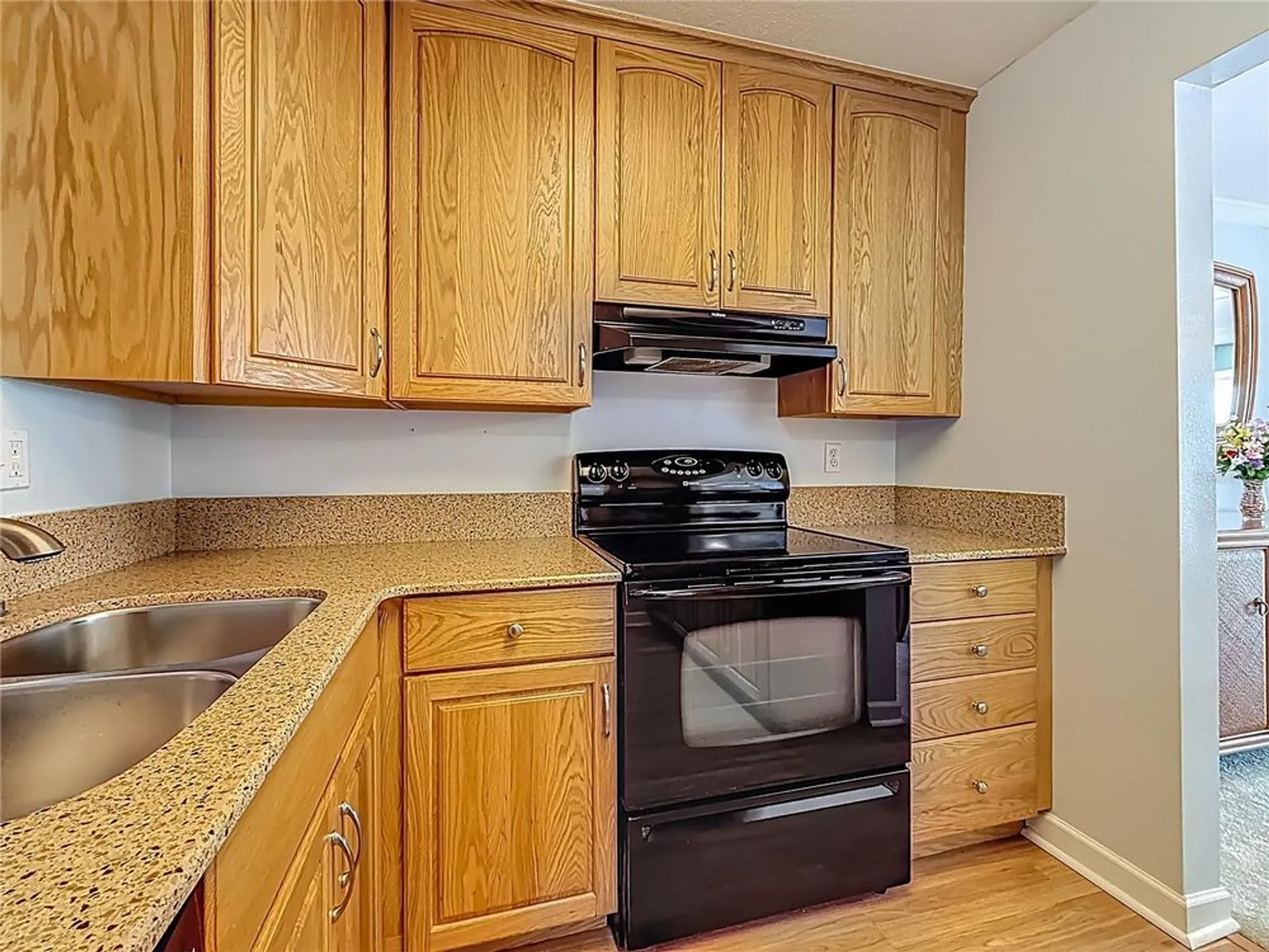 Property Slideshow image 18 of 57 | 7665 sun island dr 206, South Pasadena, FL, 33707