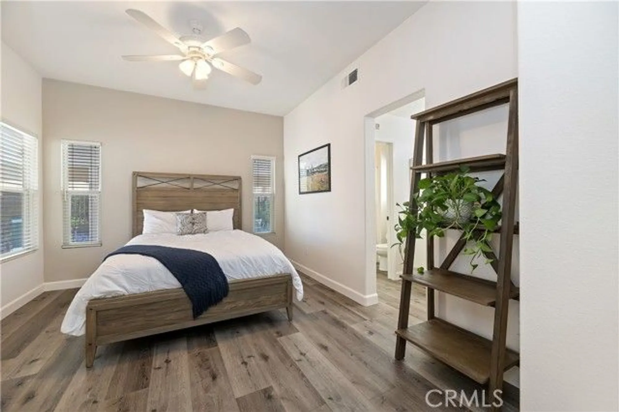 Property Slideshow image 18 of 61 | 40725 corte albara, Murrieta, CA, 92562