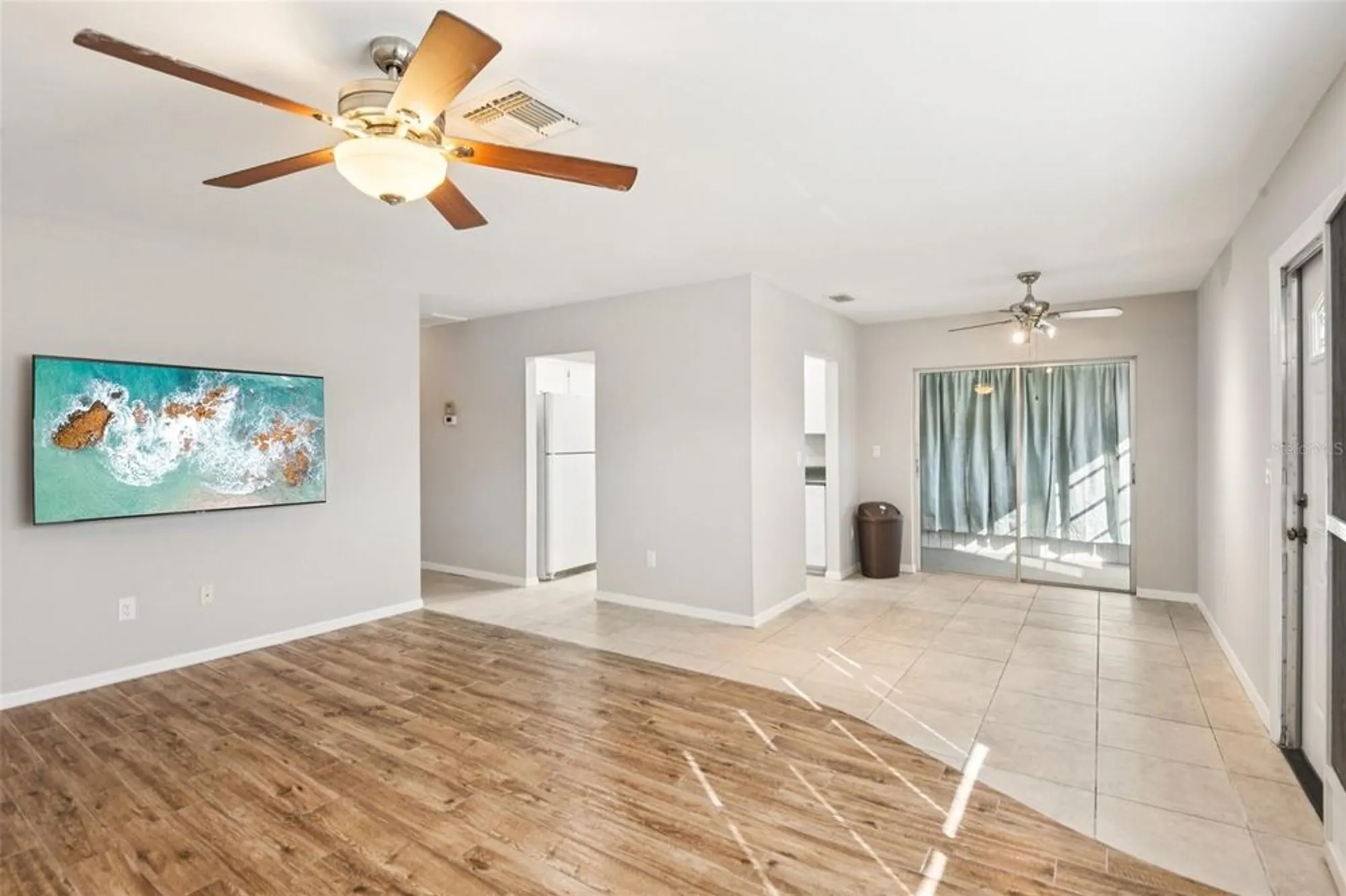 Property Slideshow image 5 of 63 | 2304 glenmore cir 327, Sun City Center, FL, 33573