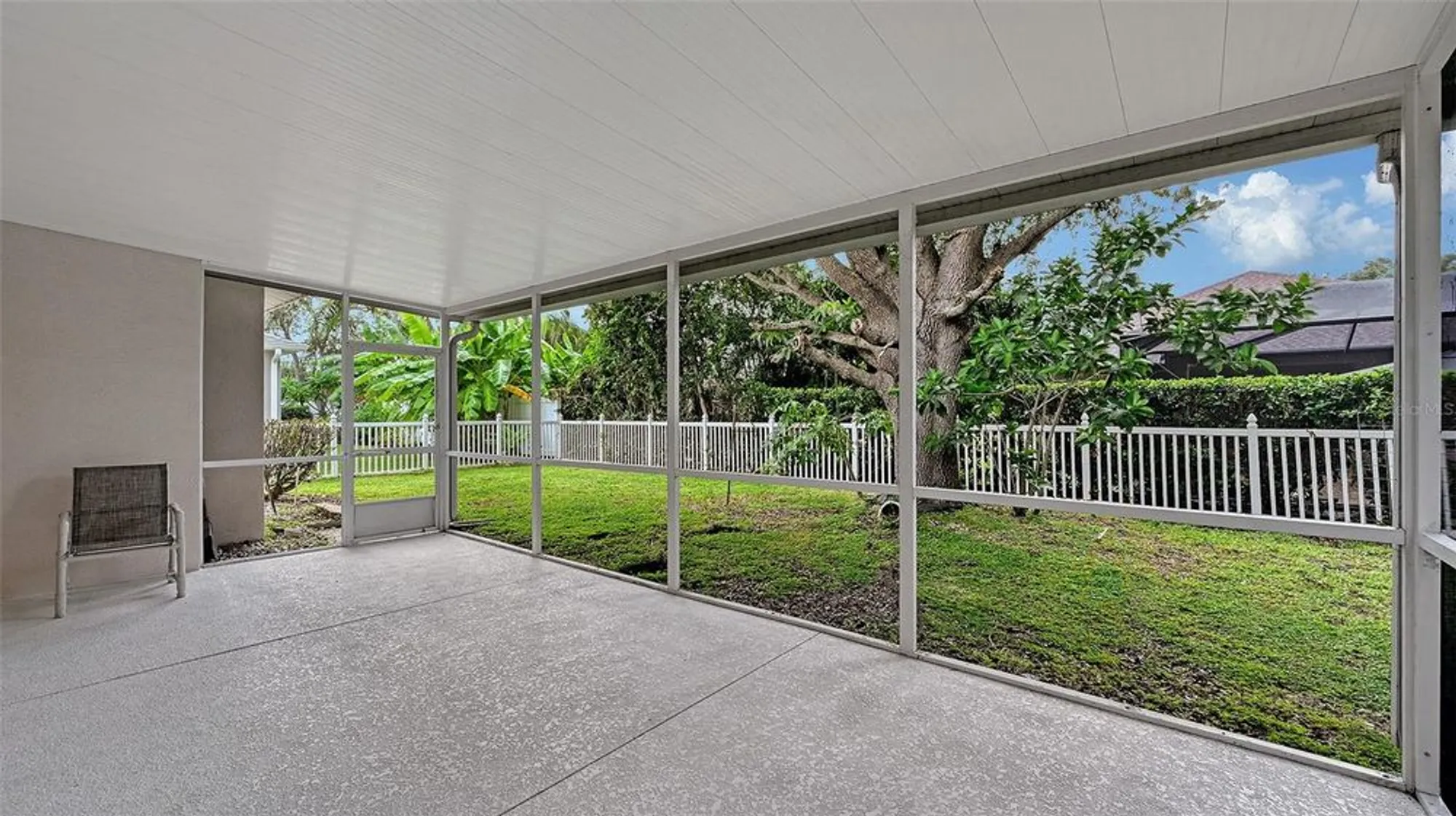 Property Slideshow image 30 of 58 | 6734 w country club ln, Sarasota, FL, 34243