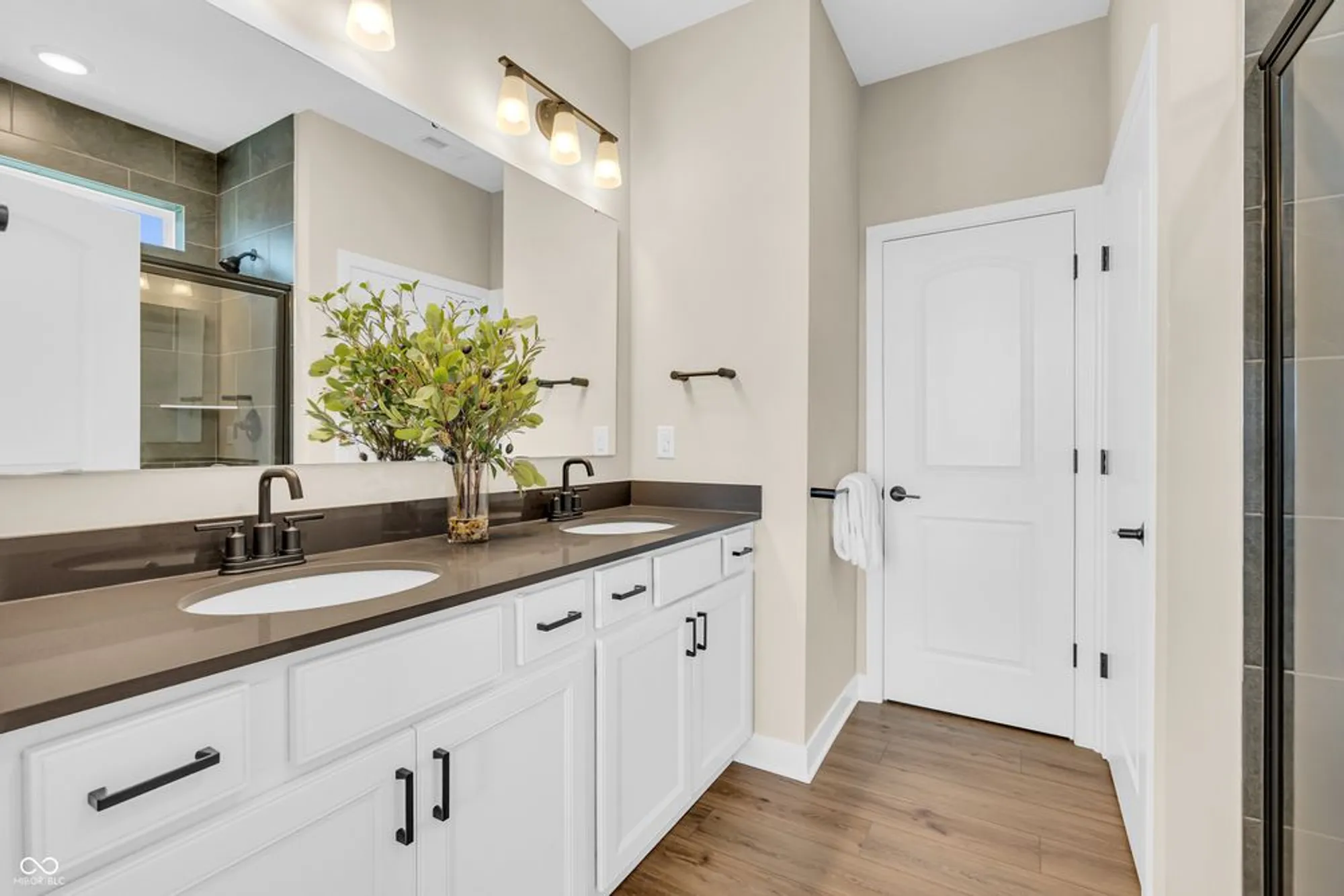 Property Slideshow image 20 of 31 | 13296 roundtop rd, Noblesville, IN, 46060