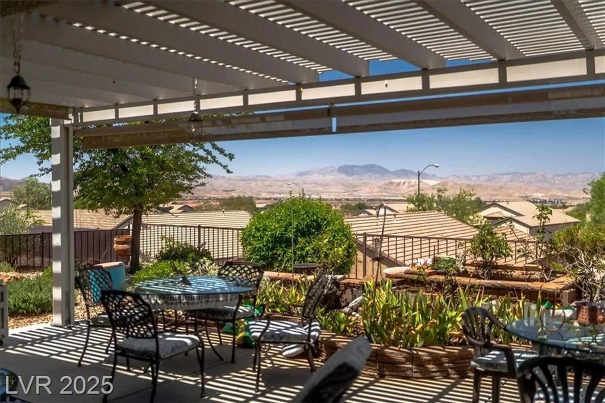 Property Slideshow image 36 of 47 | 2486 divine sky dr, Henderson, NV, 89044