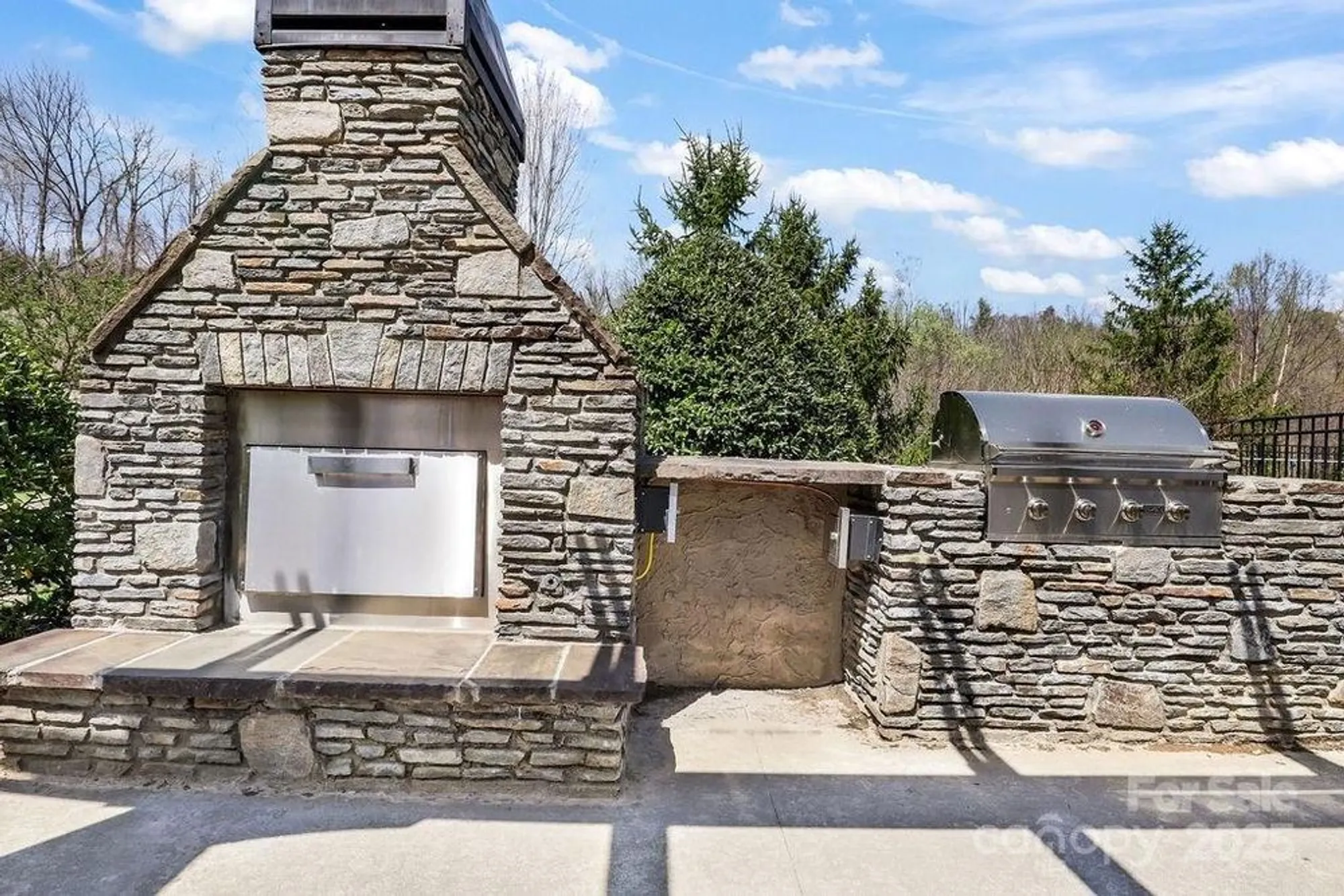 Property Slideshow image 34 of 35 | 95 creekside view dr, Asheville, NC, 28804