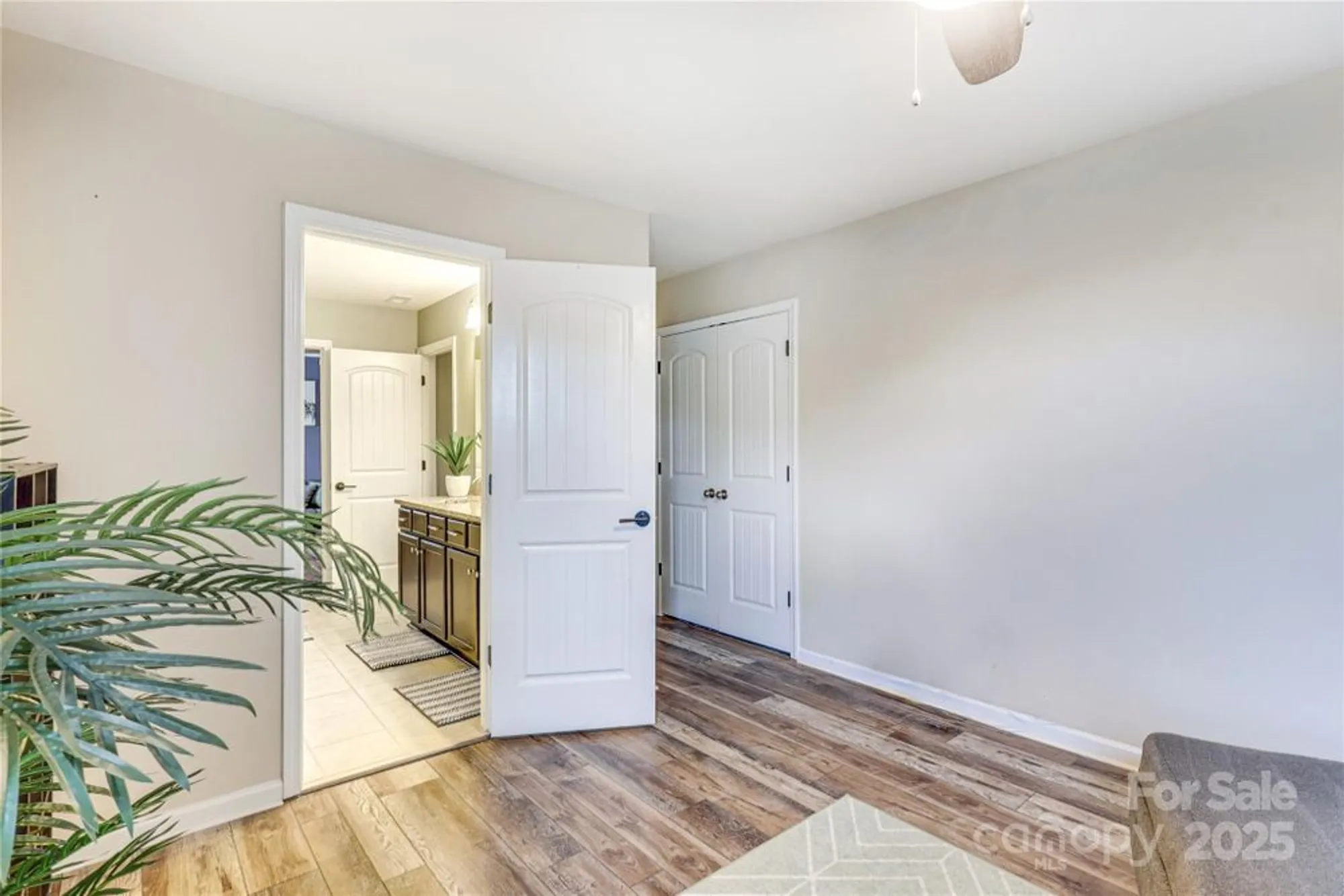 Property Slideshow image 33 of 46 | 5015 el molino dr, Charlotte, NC, 28214