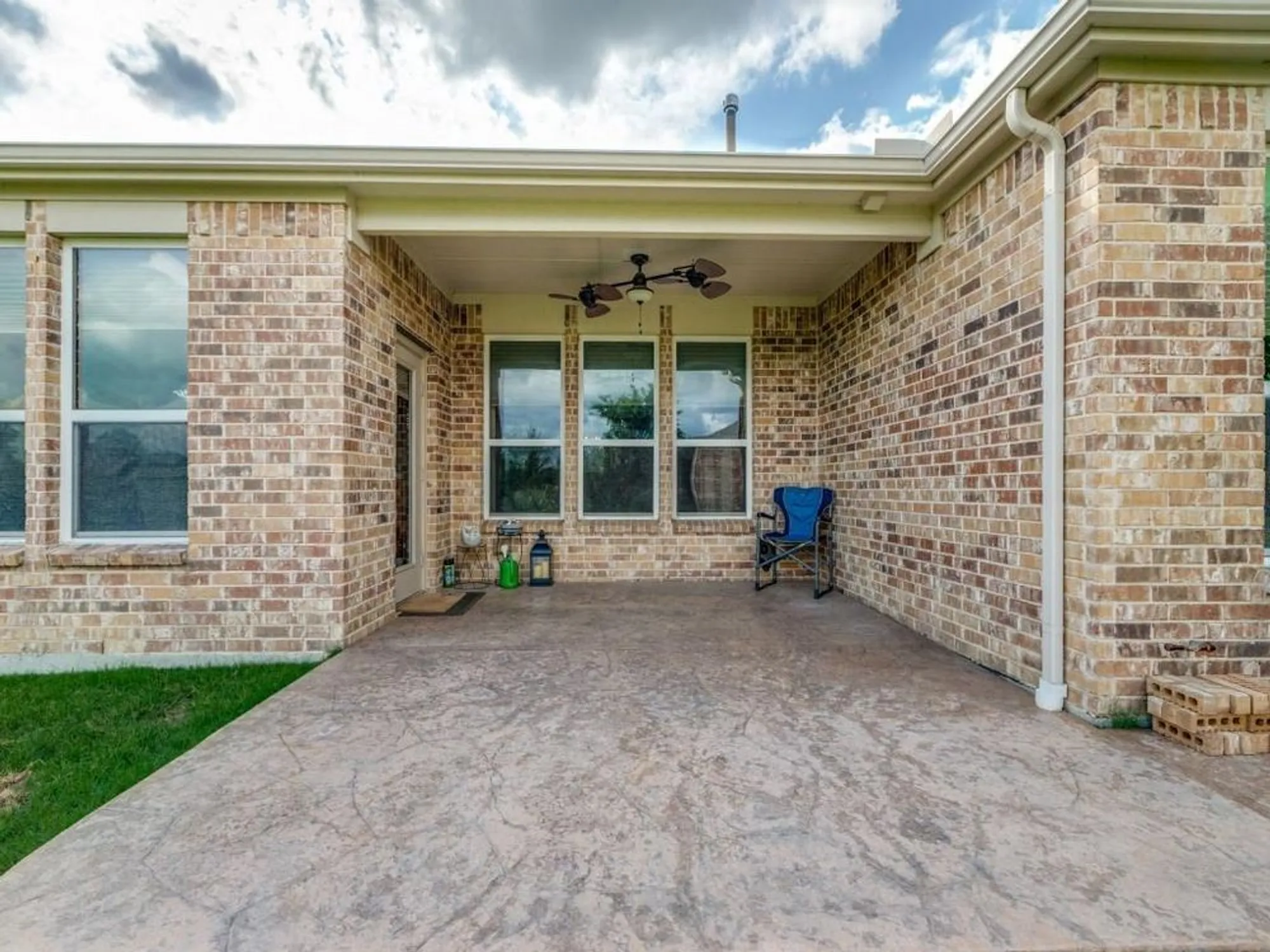 Property Slideshow image 24 of 32 | 7278 honeybee ln, Frisco, TX, 75036