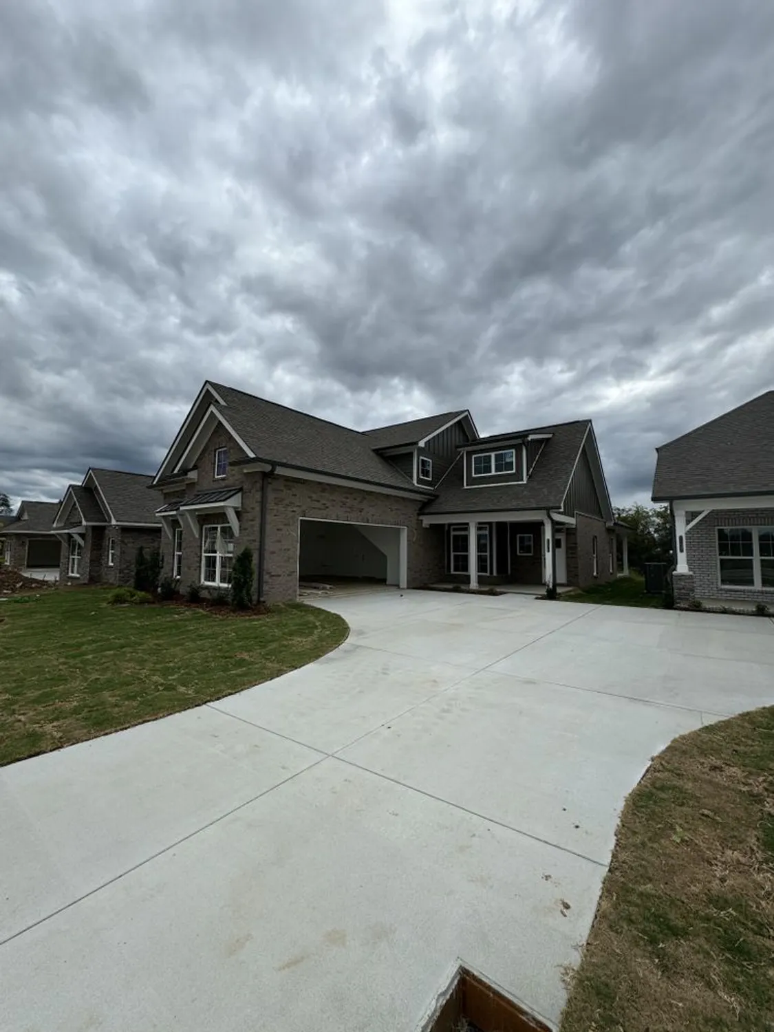 Property Slideshow image 2 of 40 | 7136 maddenwood ln, Hermitage, TN, 37076