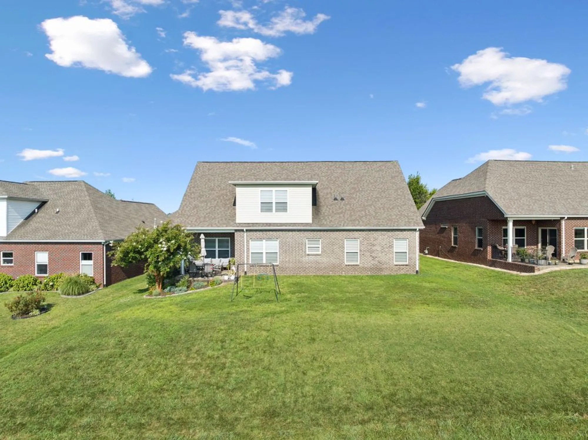 Property Slideshow image 31 of 38 | 1022 waterstone dr, Lebanon, TN, 37090