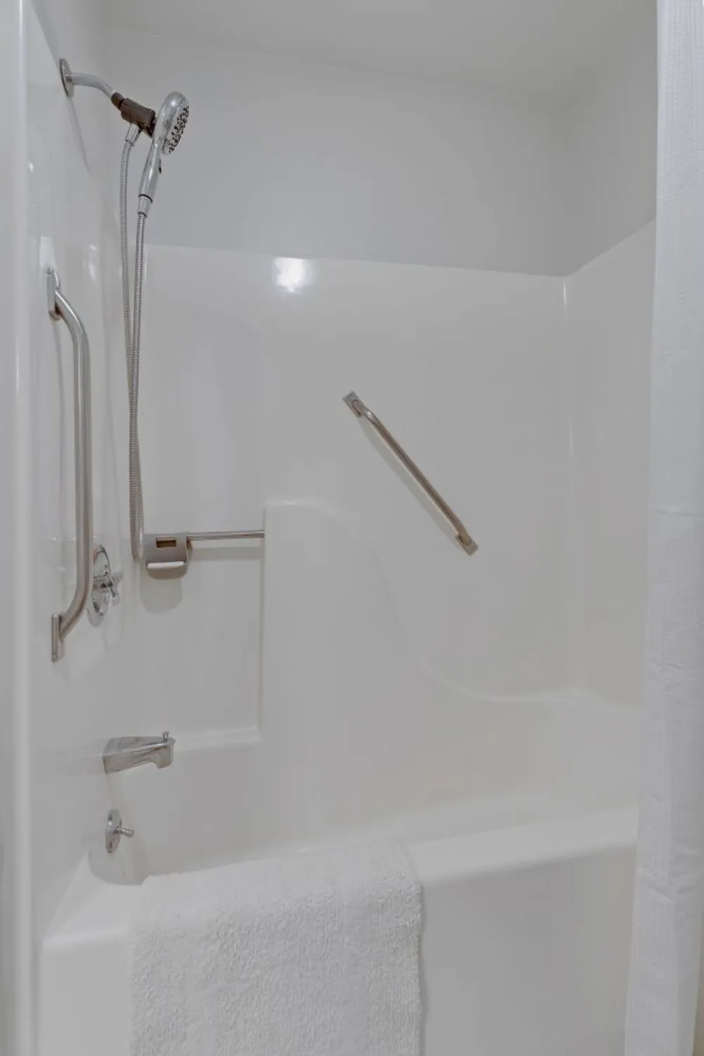 Property Slideshow image 24 of 33 | 814 marquette dr, Nashville, TN, 37205