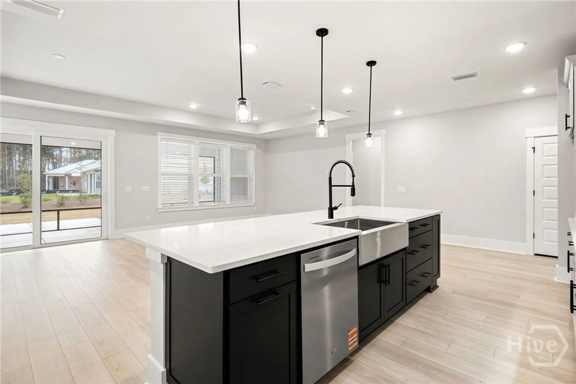 Property Slideshow image 19 of 59 | 273 birch dr, Richmond Hill, GA, 31324