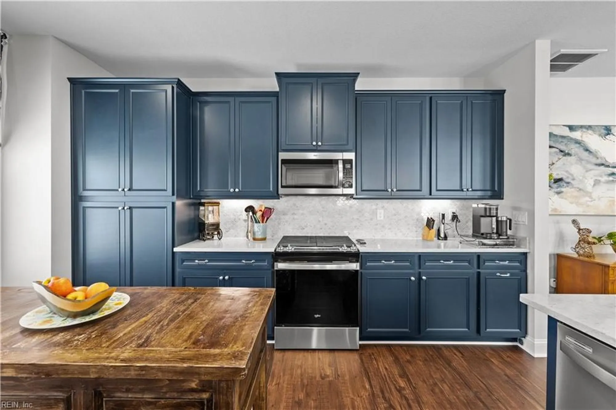 Property Slideshow image 15 of 50 | 4650 longleaf pl, Chesapeake, VA, 23321