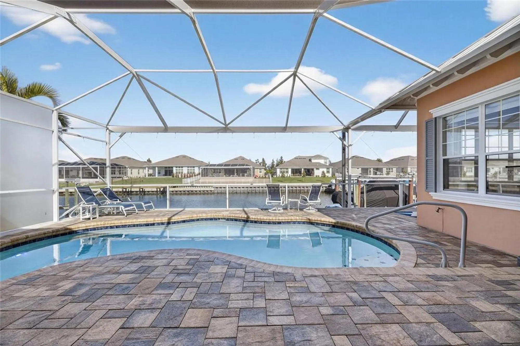 Property Slideshow image 67 of 99 | 719 islebay dr, Apollo Beach, FL, 33572