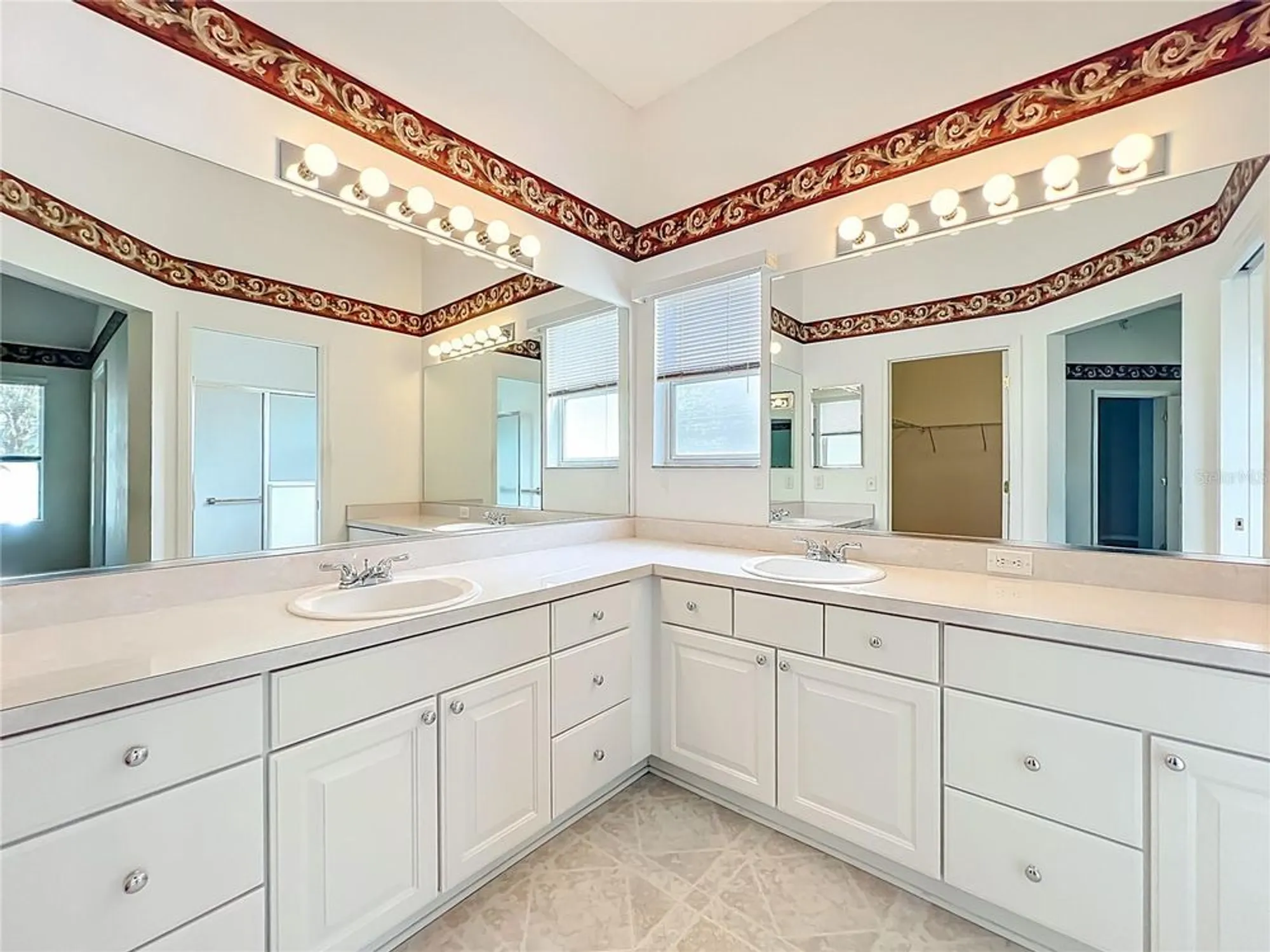 Property Slideshow image 23 of 35 | 1252 weaton ct, The Villages, FL, 32162
