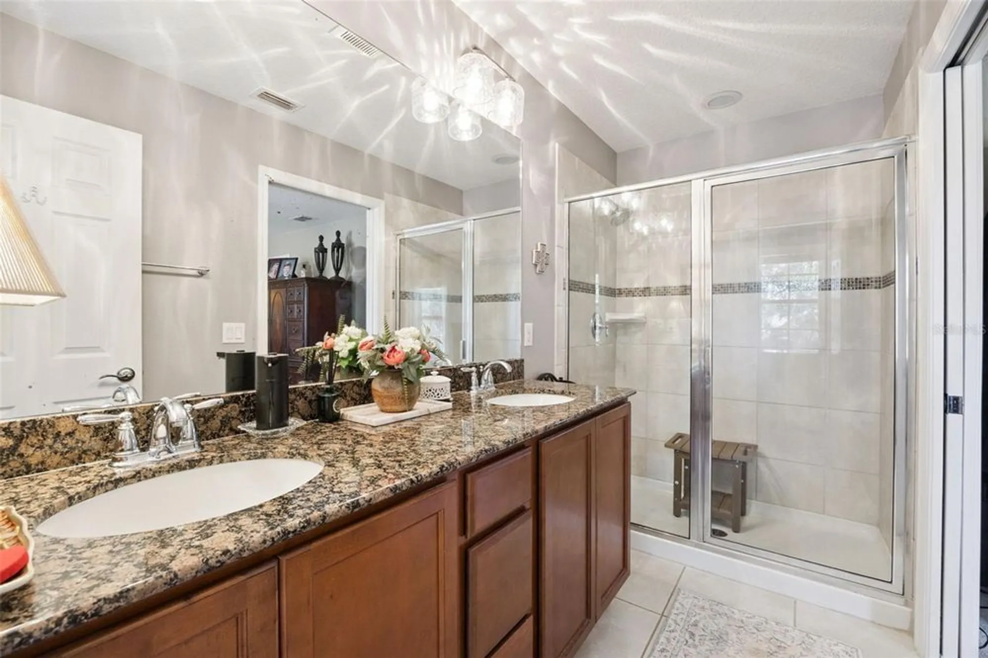 Property Slideshow image 17 of 38 | 12033 forsythia dr, Orlando, FL, 32827