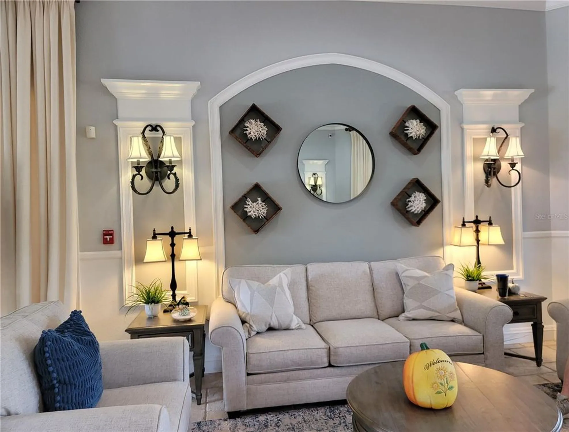 Property Slideshow image 42 of 100 | 303 bluewater falls ct, Apollo Beach, FL, 33572