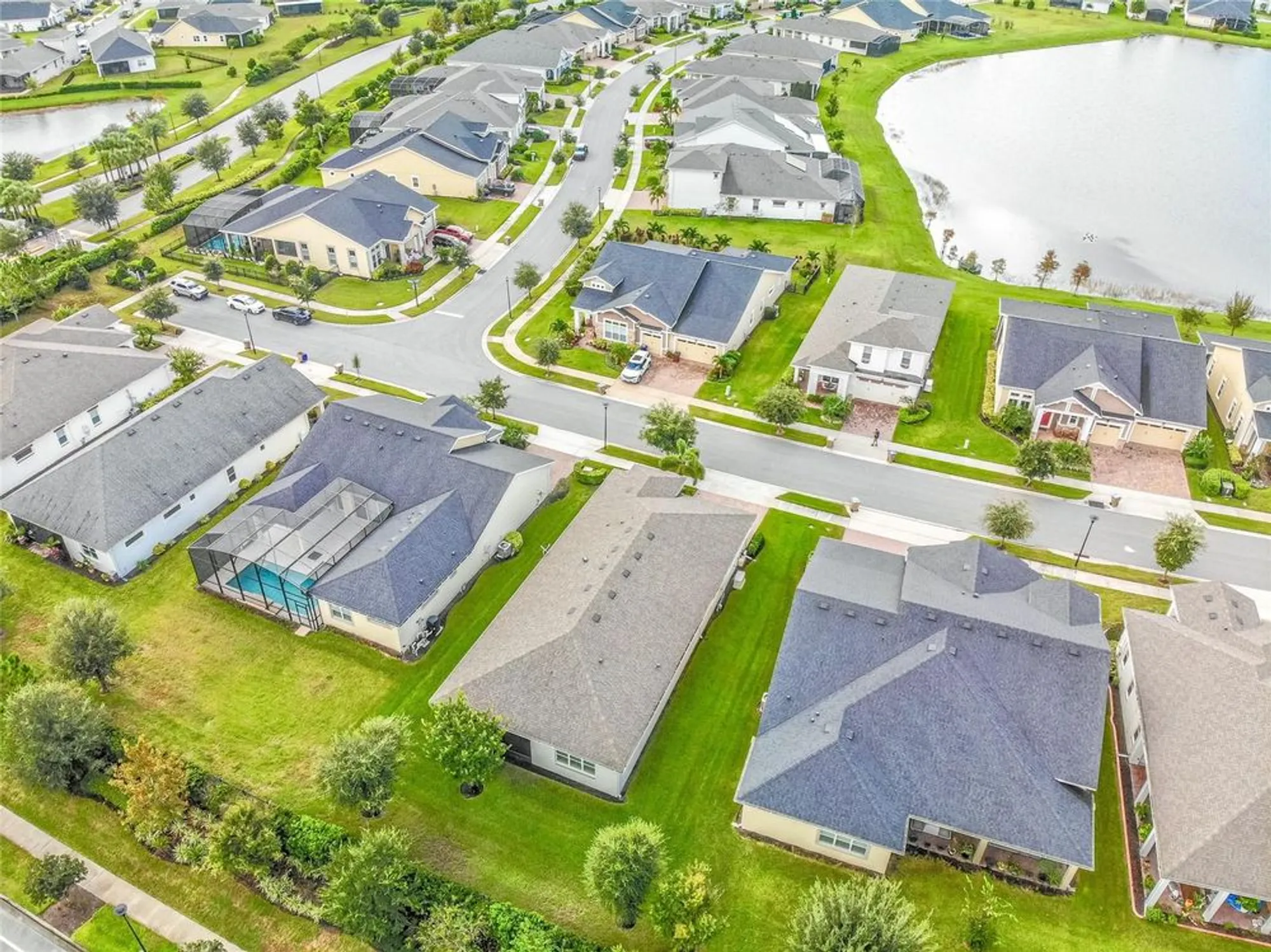 Property Slideshow image 48 of 88 | 2606 meadowedge loop, Saint Cloud, FL, 34772