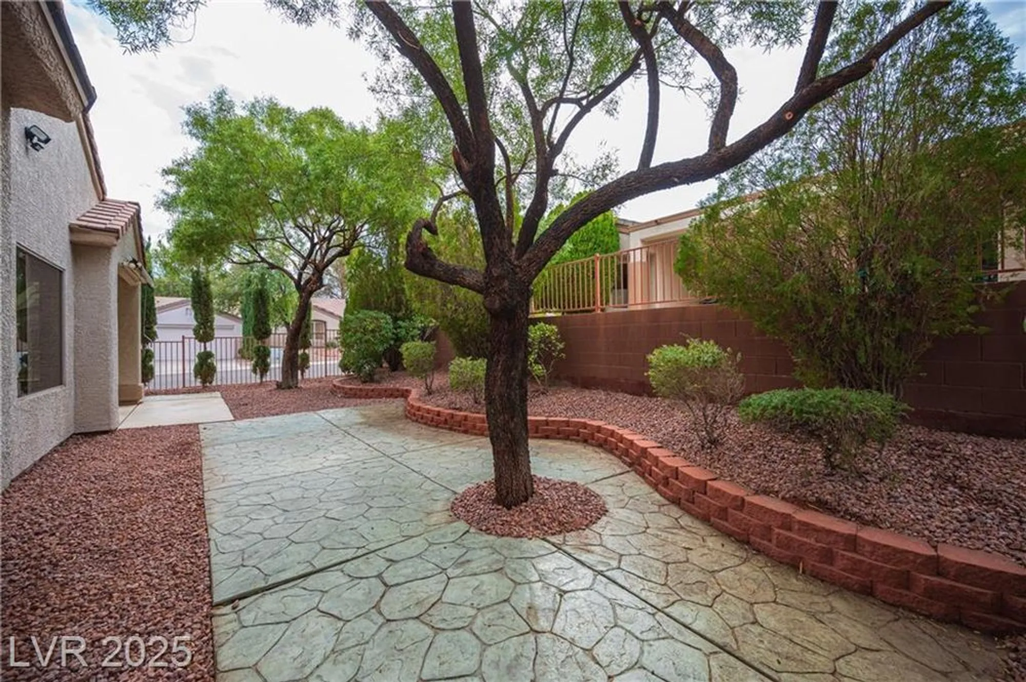 Property Slideshow image 25 of 27 | 1977 high mesa dr, Henderson, NV, 89012