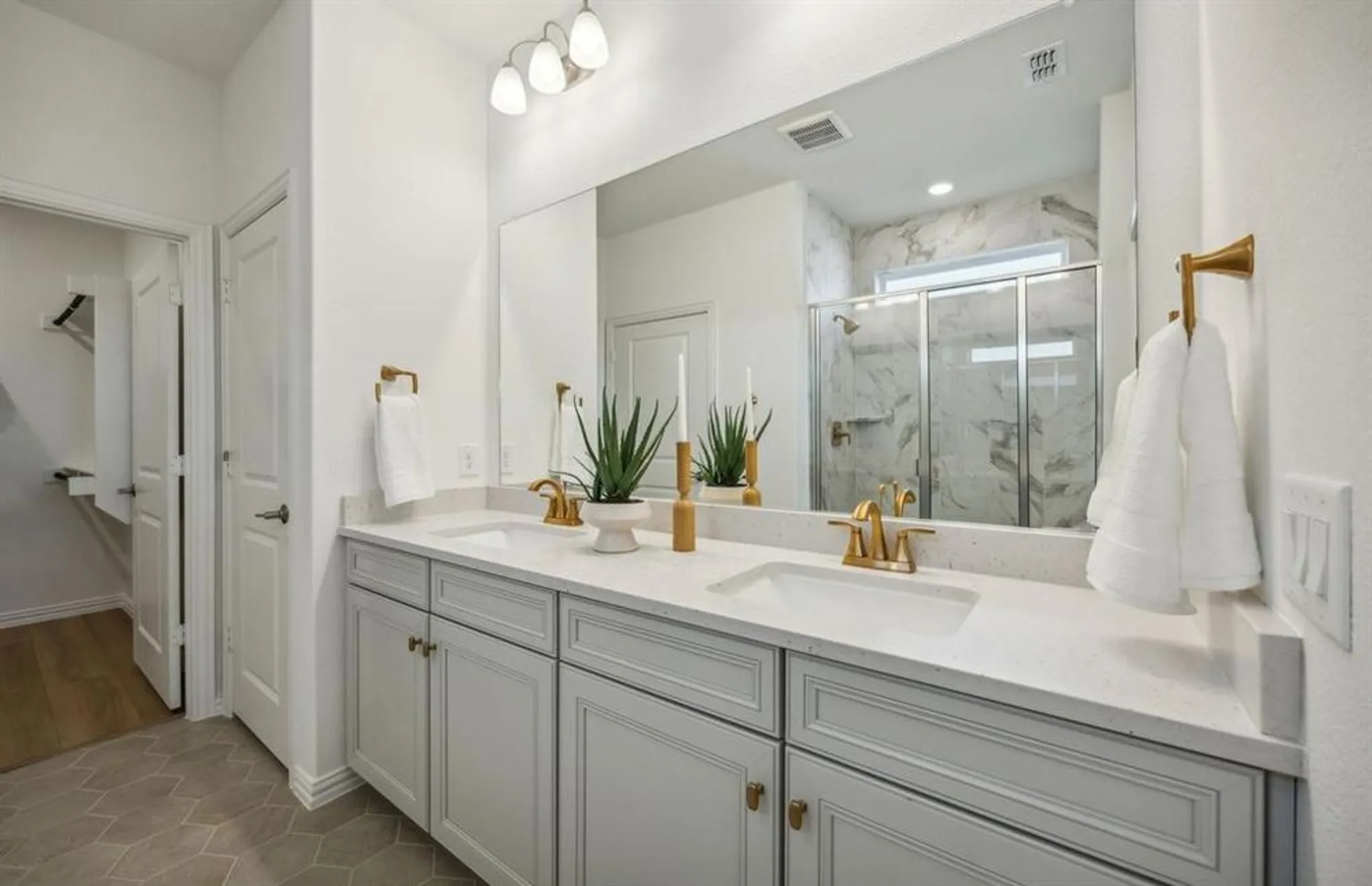 Property Slideshow image 16 of 17 | 4329 woods ct, Celina, TX, 75009