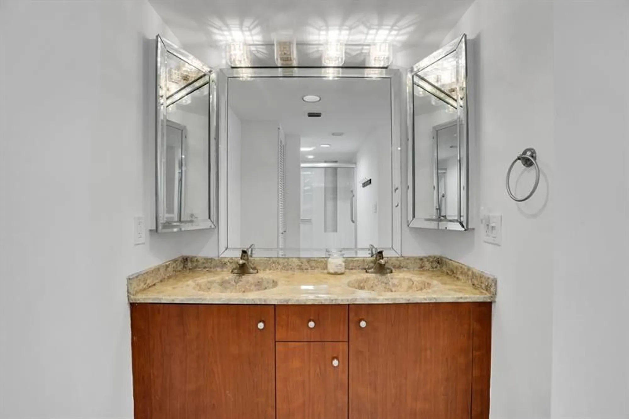 Property Slideshow image 18 of 40 | 3303 aruba way m1, Coconut Creek, FL, 33066