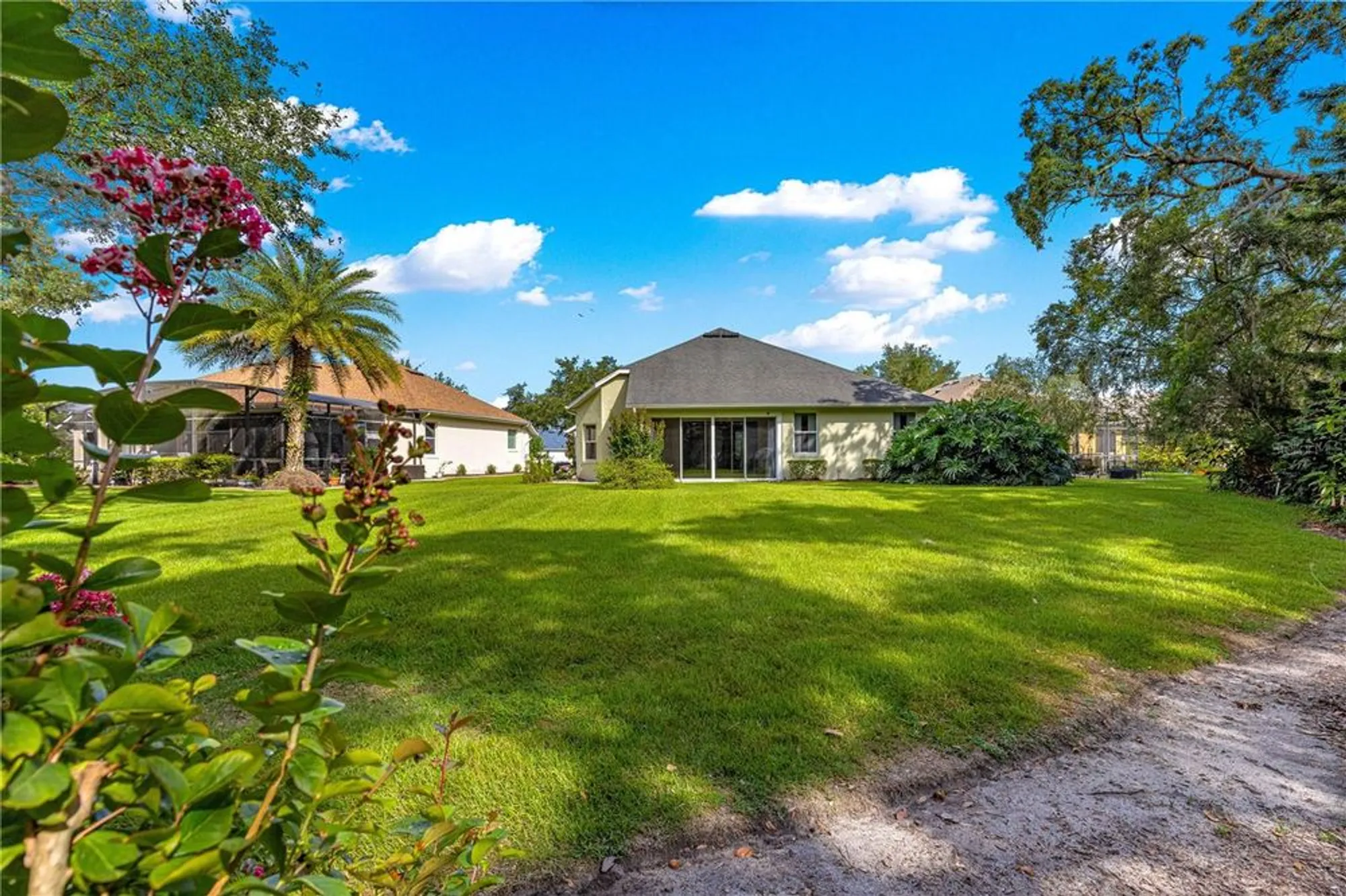 Property Slideshow image 39 of 59 | 8045 waterbury way, Mount Dora, FL, 32757