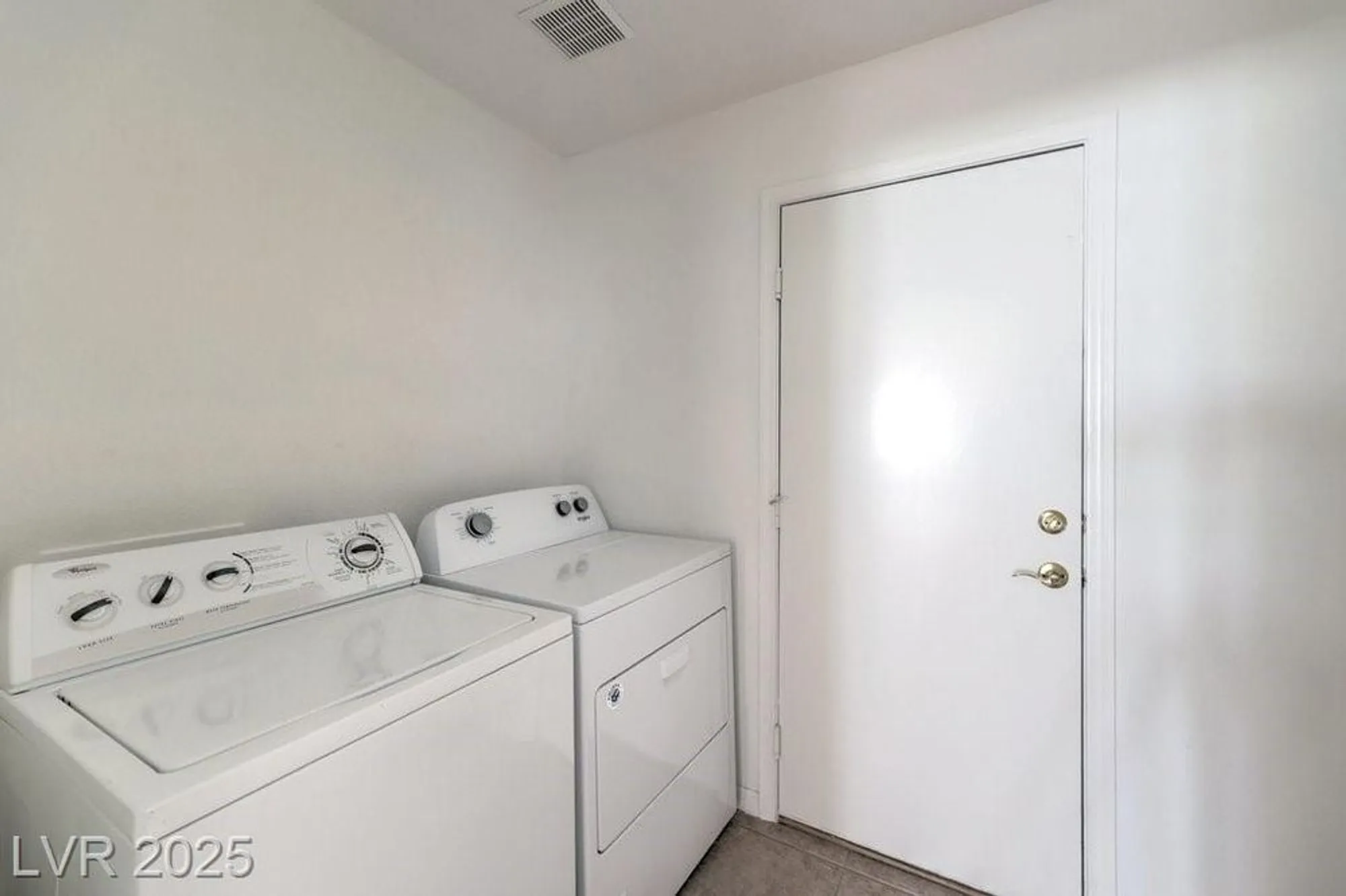 Property Slideshow image 23 of 32 | 5389 progresso st, Las Vegas, NV, 89135