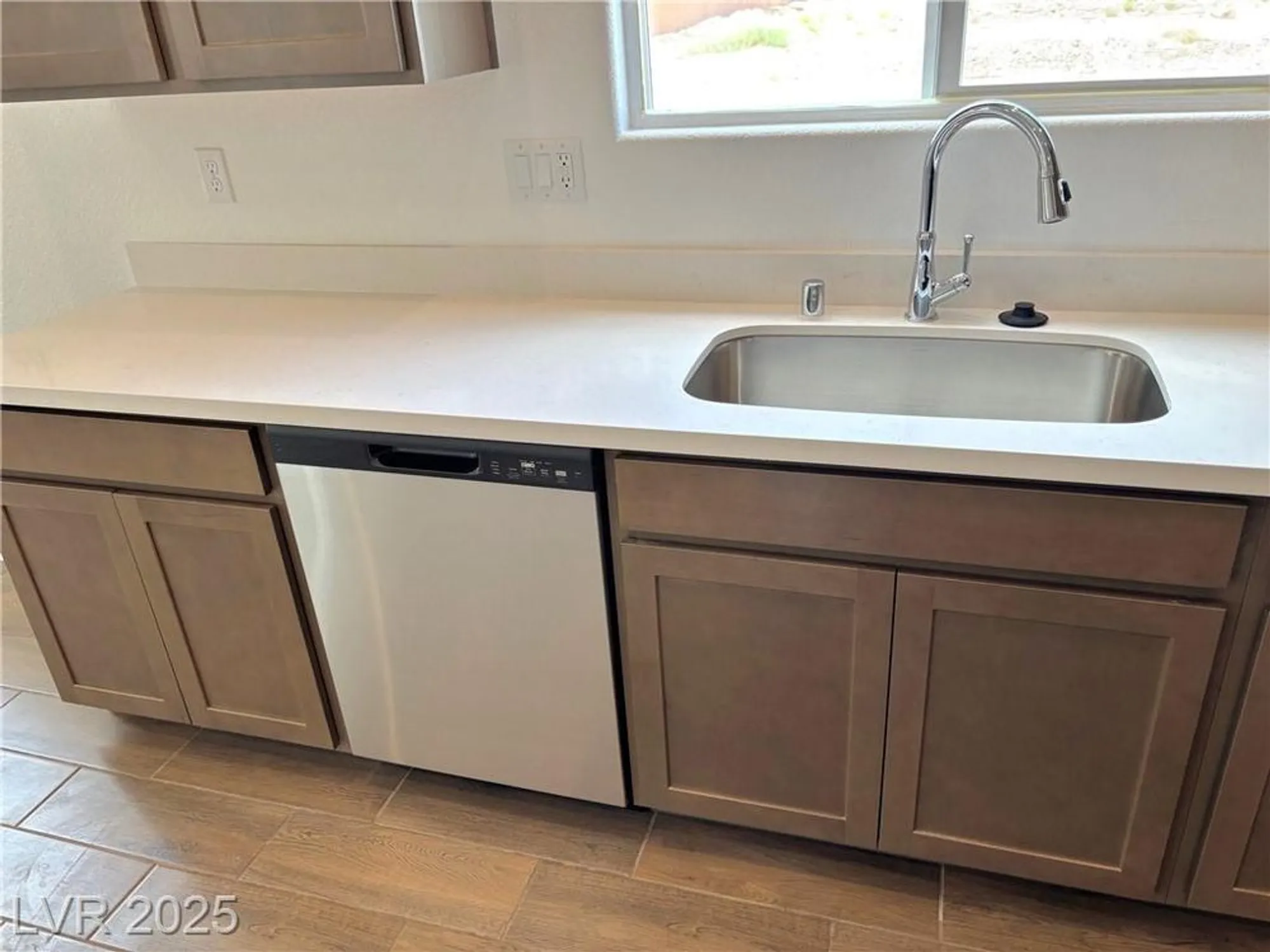 Property Slideshow image 15 of 31 | 5699 e victoria falls dr, Pahrump, NV, 89061