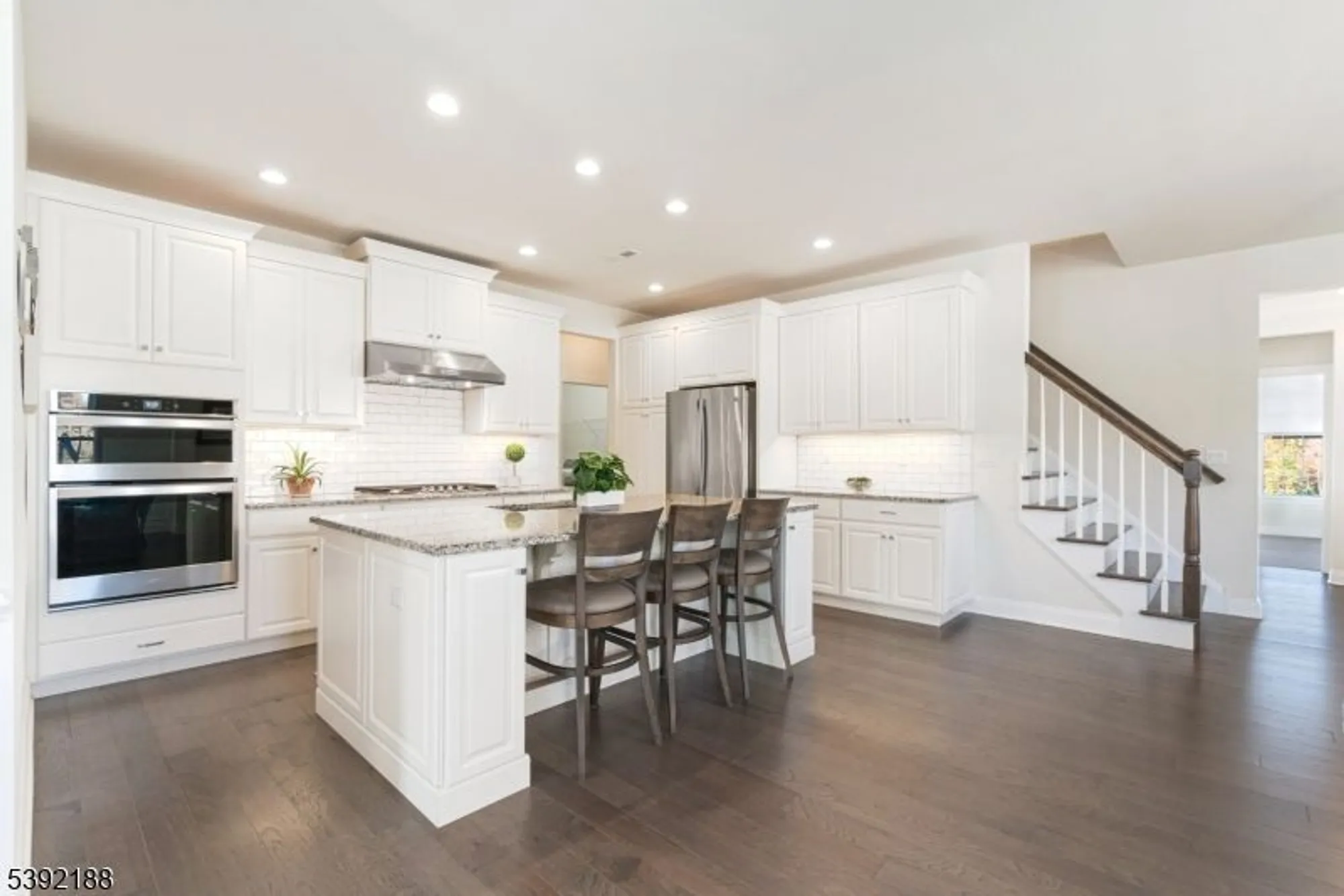 Property Slideshow image 4 of 27 | 9 van cleef dr, Whitehouse Station, NJ, 08889