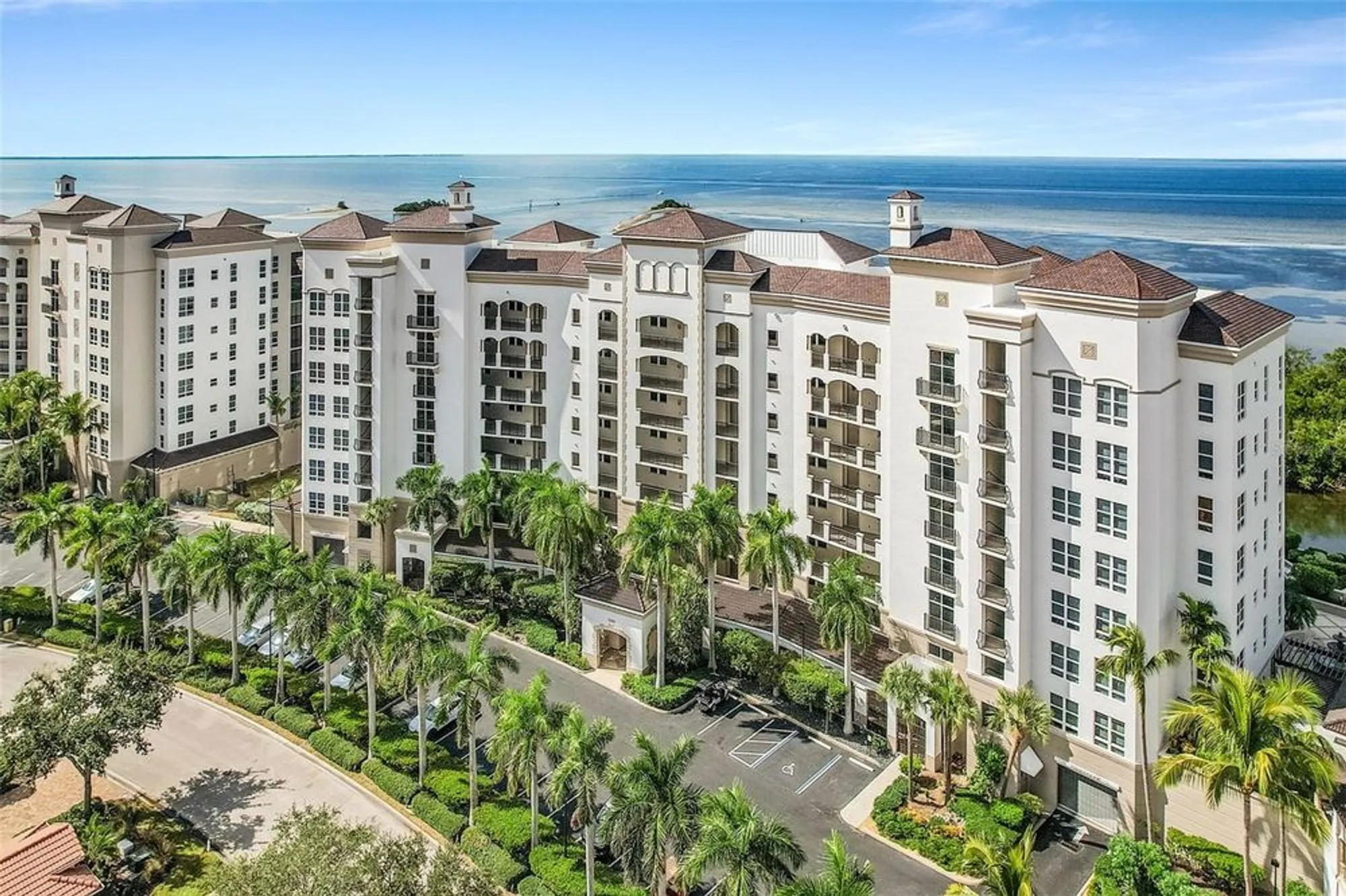 Property Slideshow image 38 of 54 | 3329 sunset key cir 203, Punta Gorda, FL, 33955