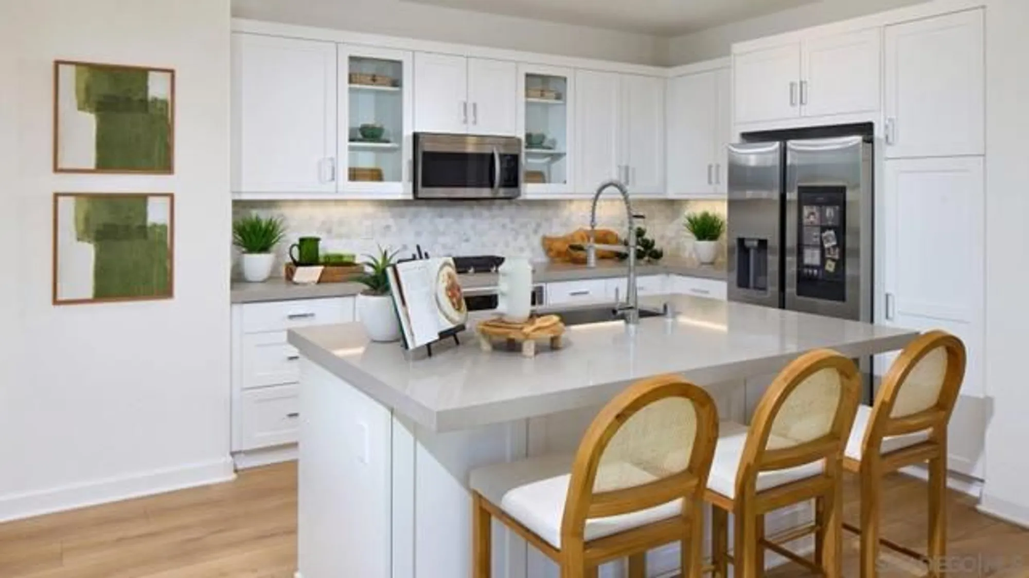 Property Slideshow image 7 of 19 | 12555 taylor way, San Diego, CA, 92129