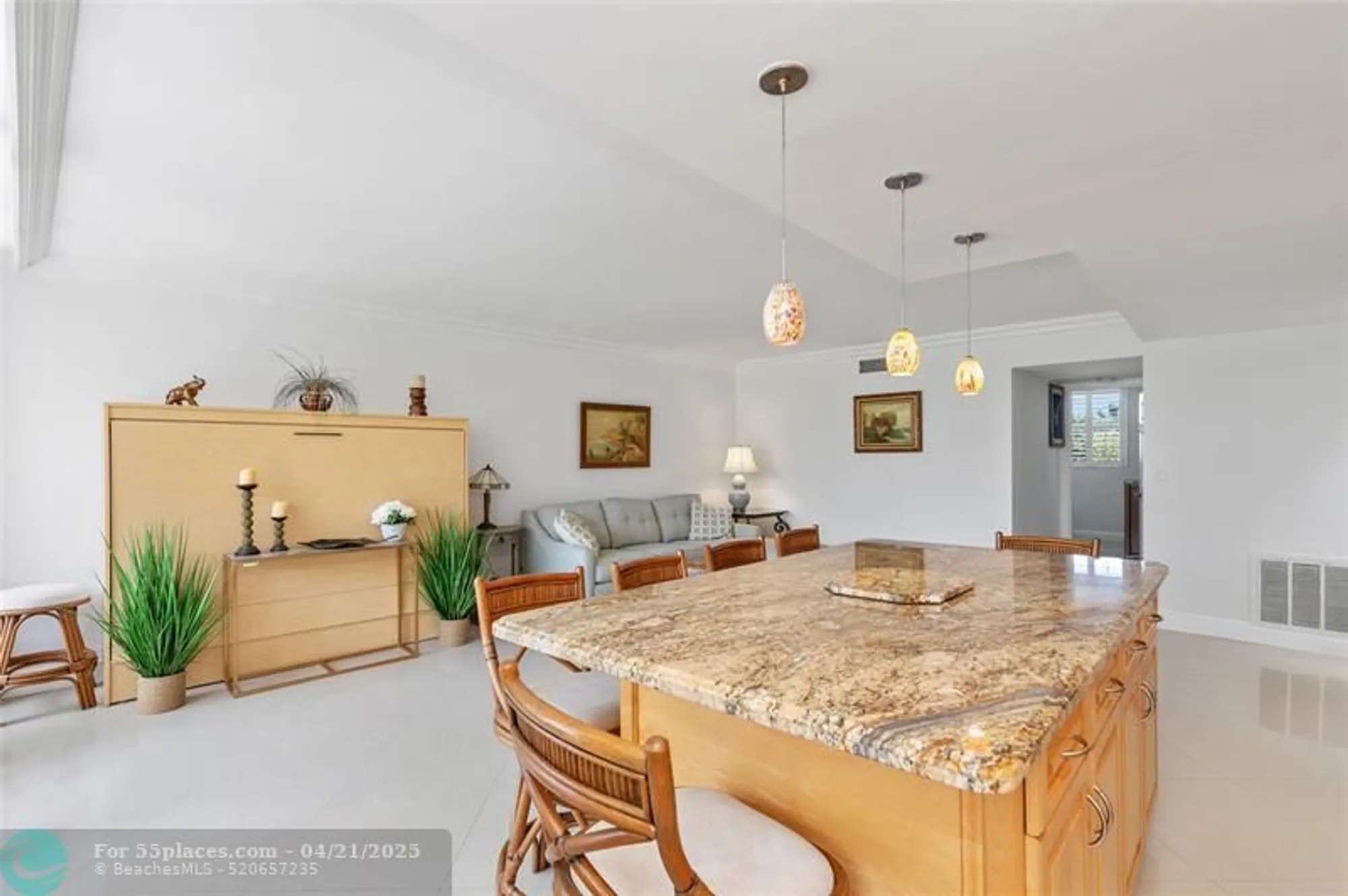 Property Slideshow image 8 of 27 | 2731 ne 14th street cswy 331, Pompano Beach, FL, 33062
