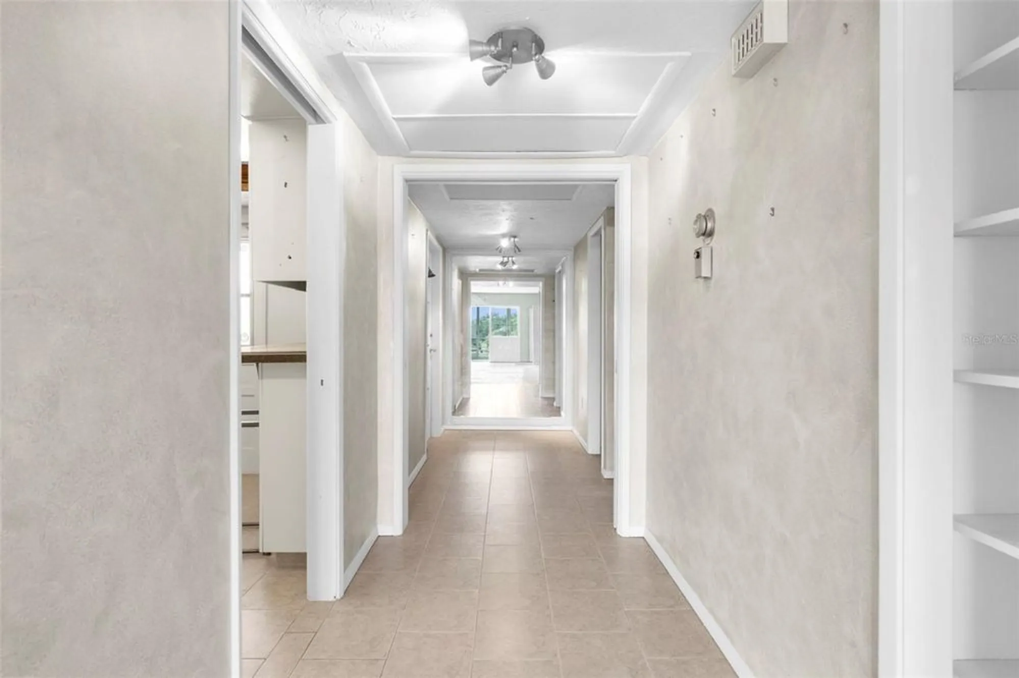 Property Slideshow image 14 of 23 | 7461 w country club dr 310, Sarasota, FL, 34243