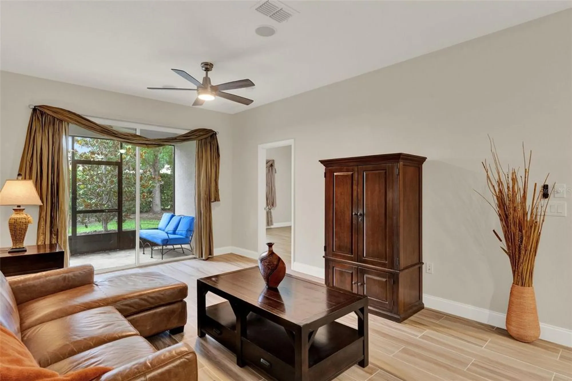 Property Slideshow image 17 of 42 | 3210 sonesta ct b, Clermont, FL, 34711