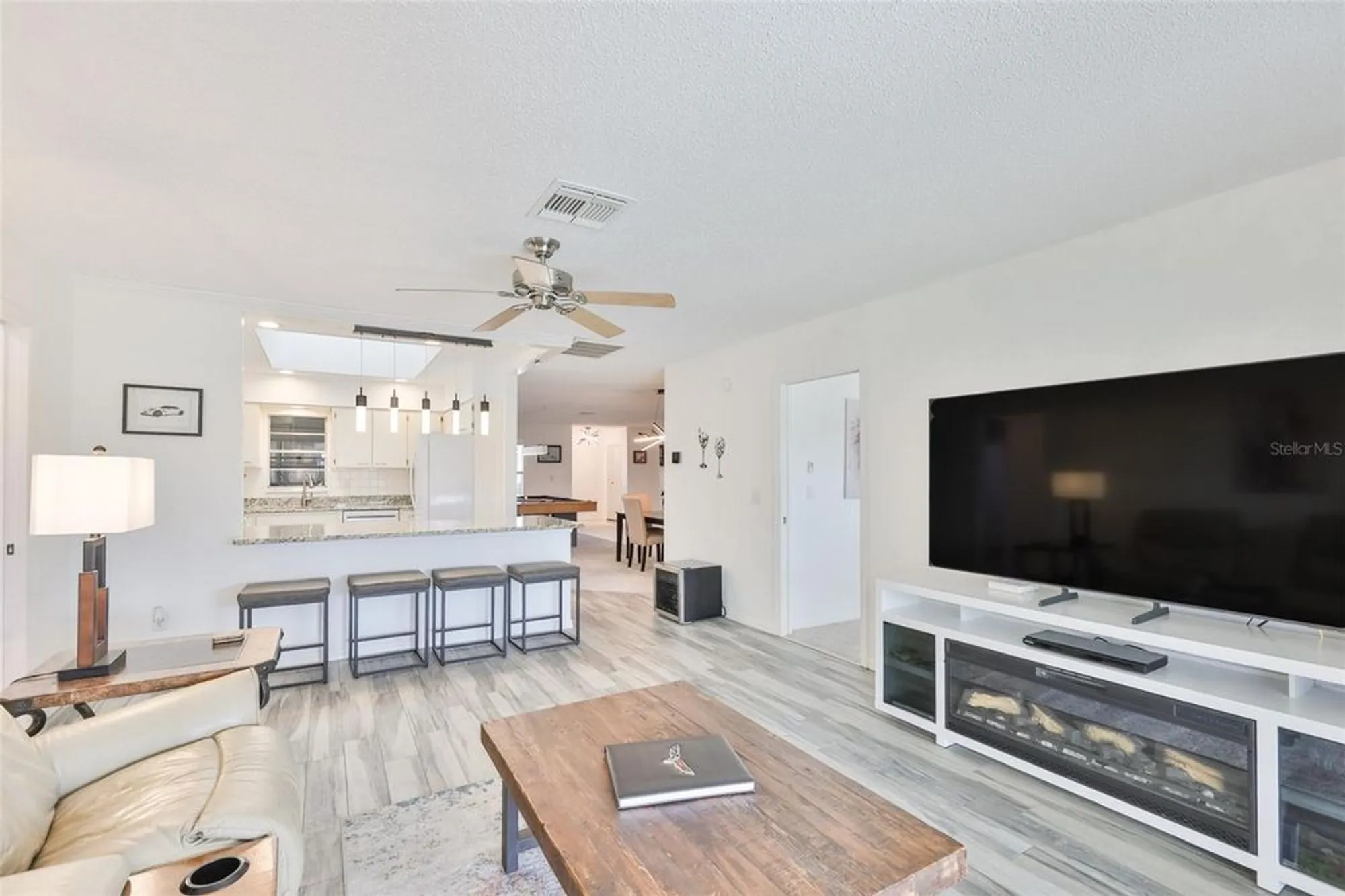 Property Slideshow image 16 of 43 | 1506 bentwood dr, Sun City Center, FL, 33573