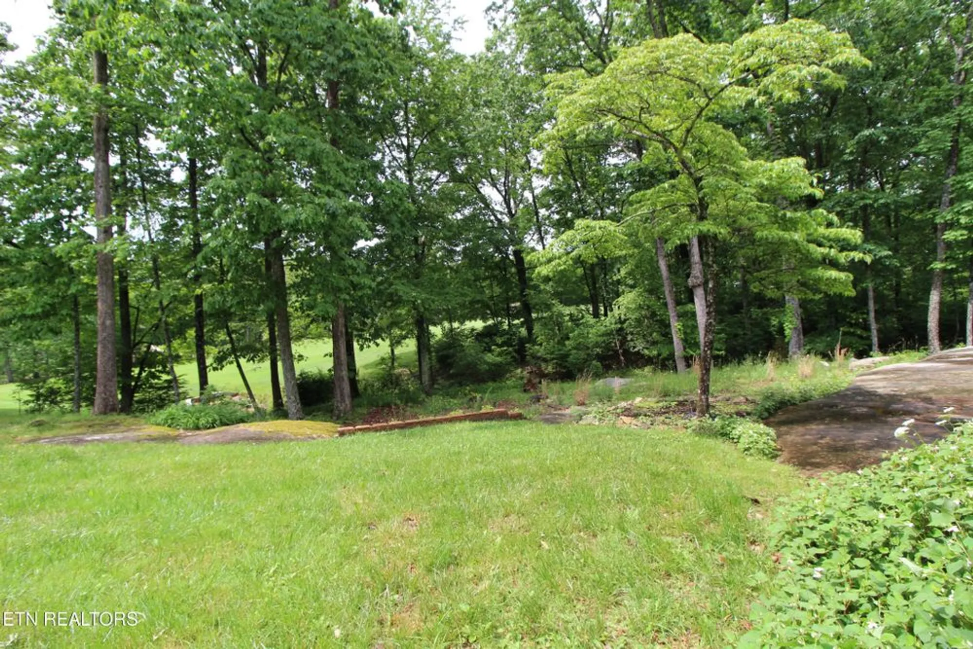 Property Slideshow image 44 of 45 | 116 rolling green dr, Crossville, TN, 38558