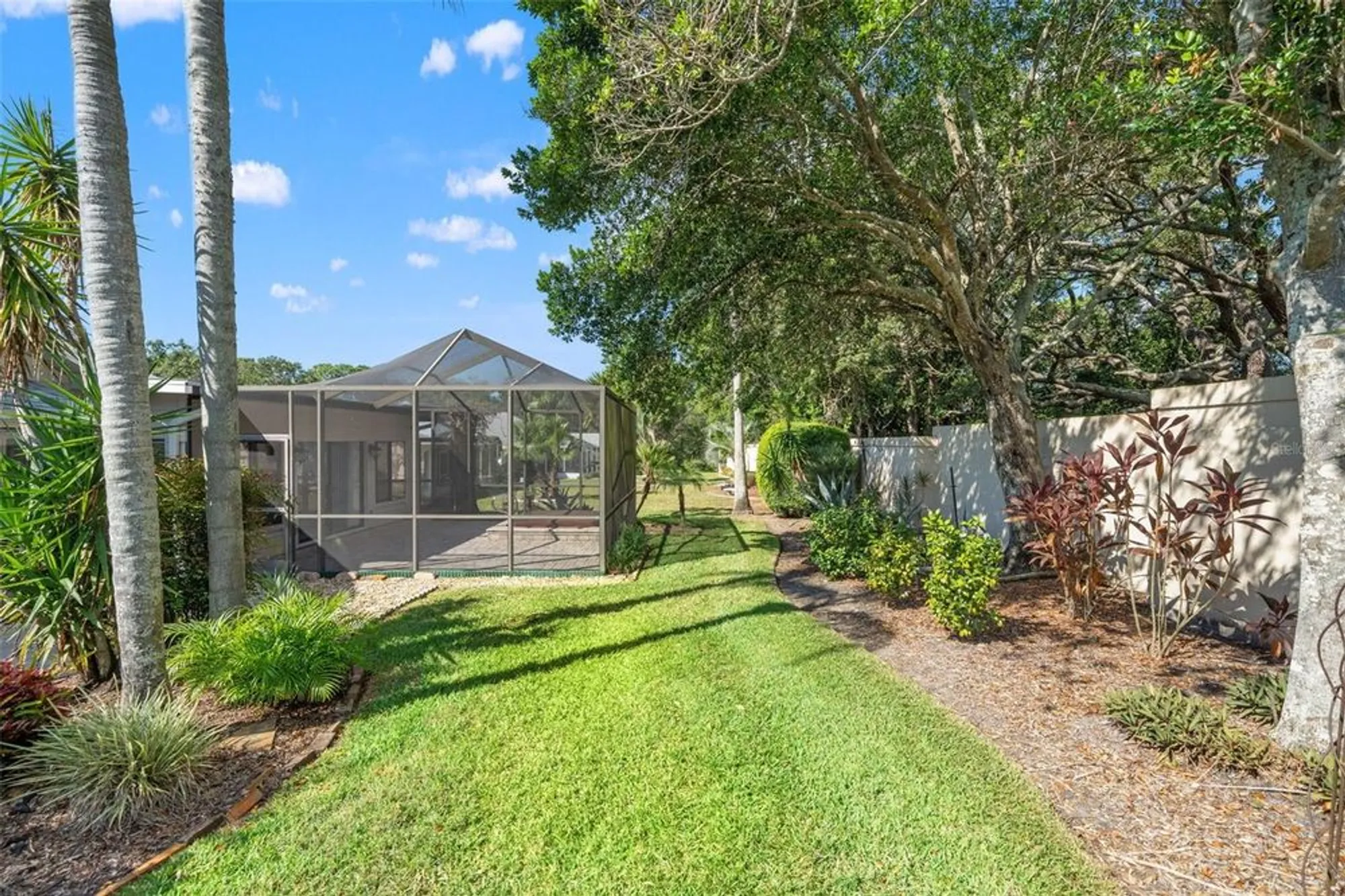 Property Slideshow image 57 of 77 | 2647 royal ridge dr, Spring Hill, FL, 34606