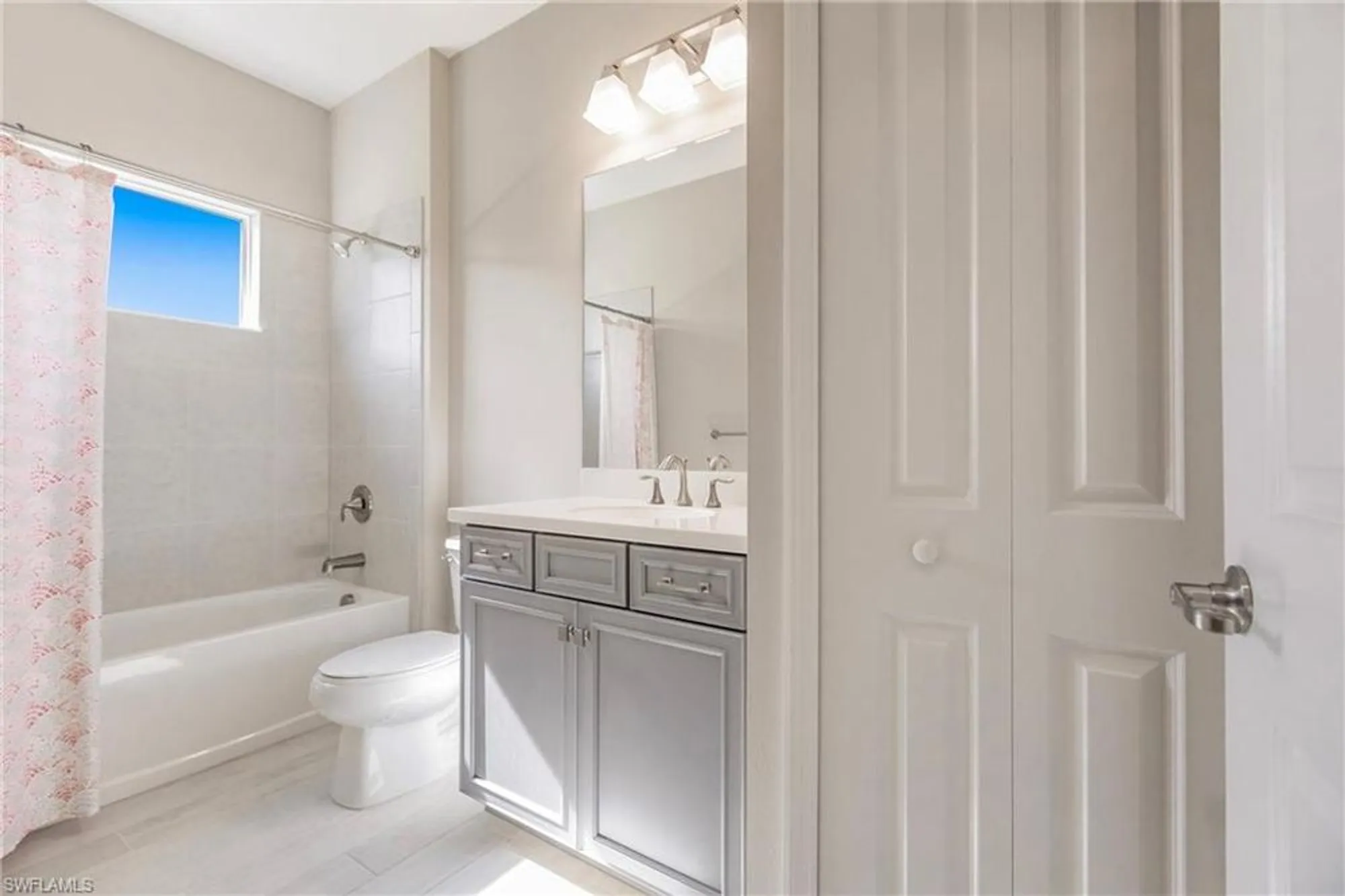 Property Slideshow image 15 of 50 | 13871 amblewind cove way, Fort Myers, FL, 33905