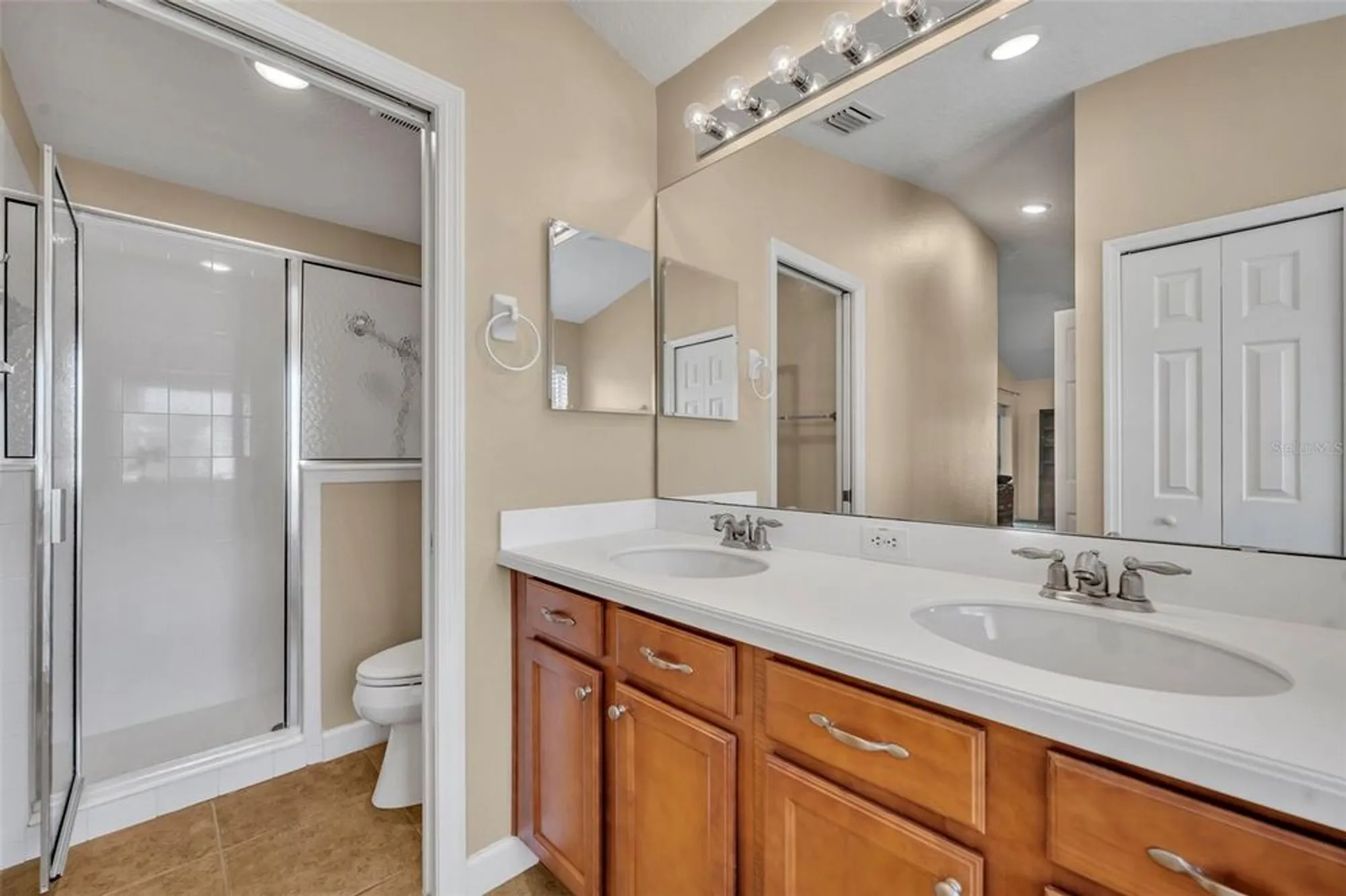 Property Slideshow image 33 of 50 | 8923 bridgeport bay cir, Mount Dora, FL, 32757