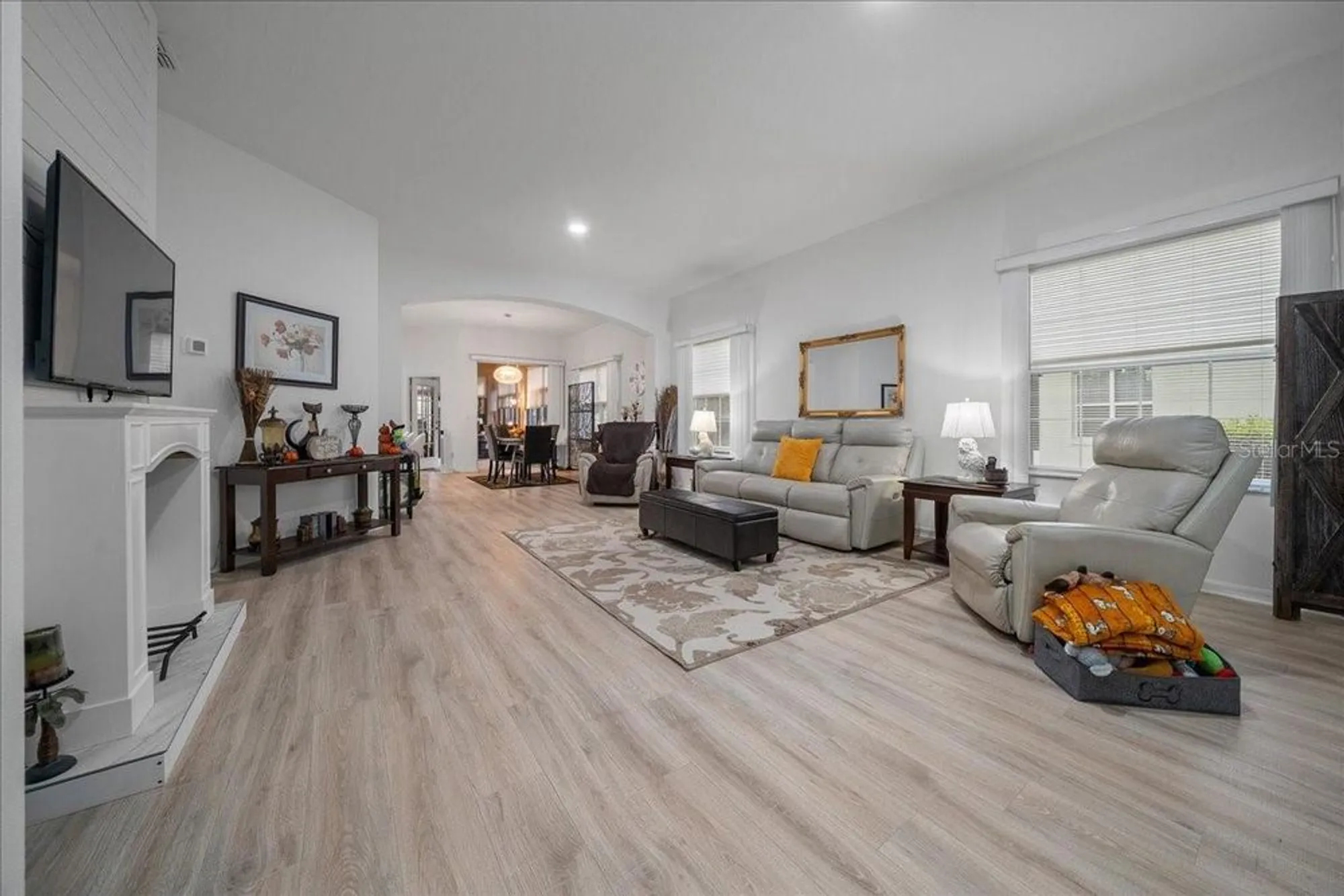 Property Slideshow image 8 of 58 | 25008 cypress pond ct, Leesburg, FL, 34748