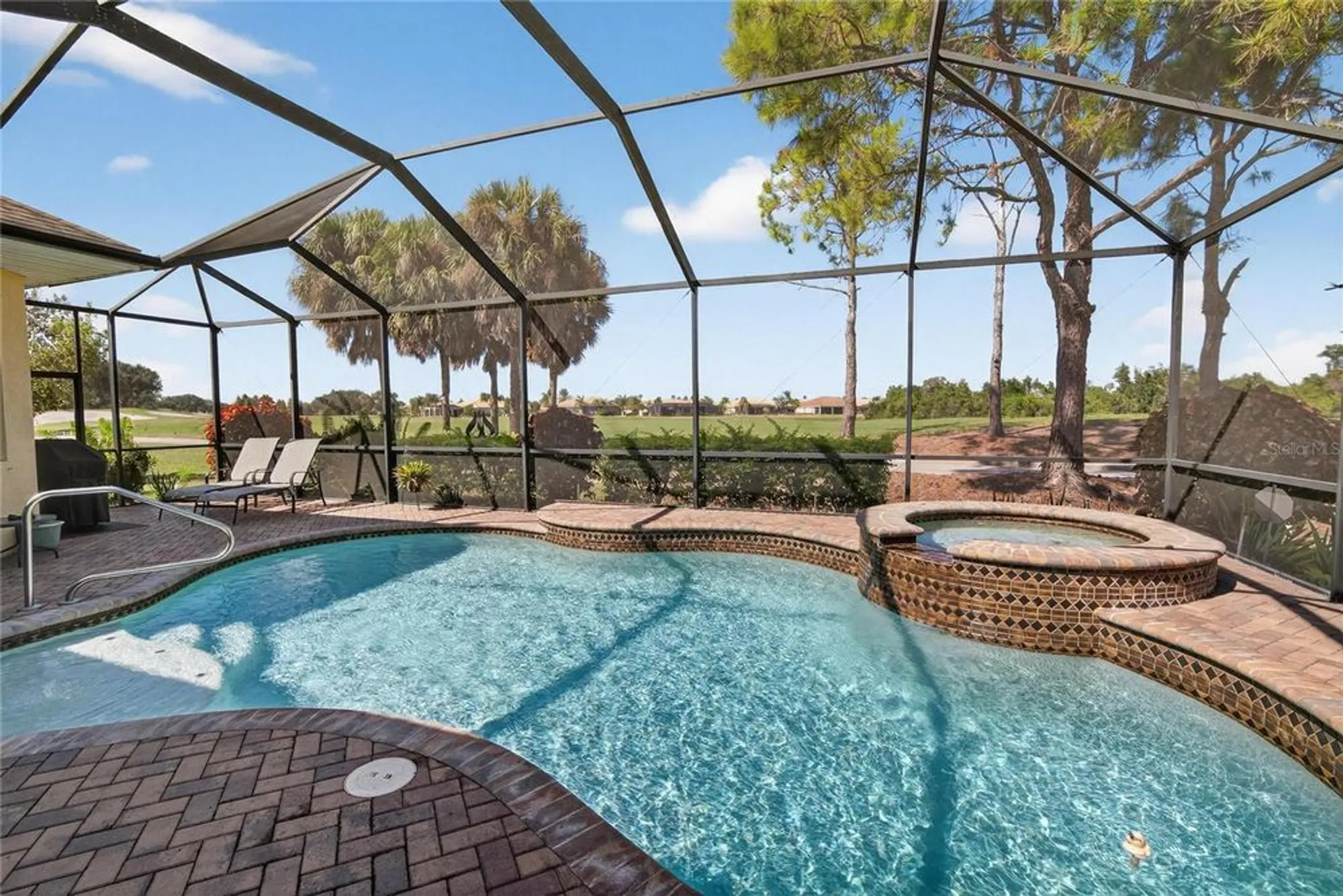 Property Slideshow image 4 of 88 | 1616 emerald dunes dr, Sun City Center, FL, 33573