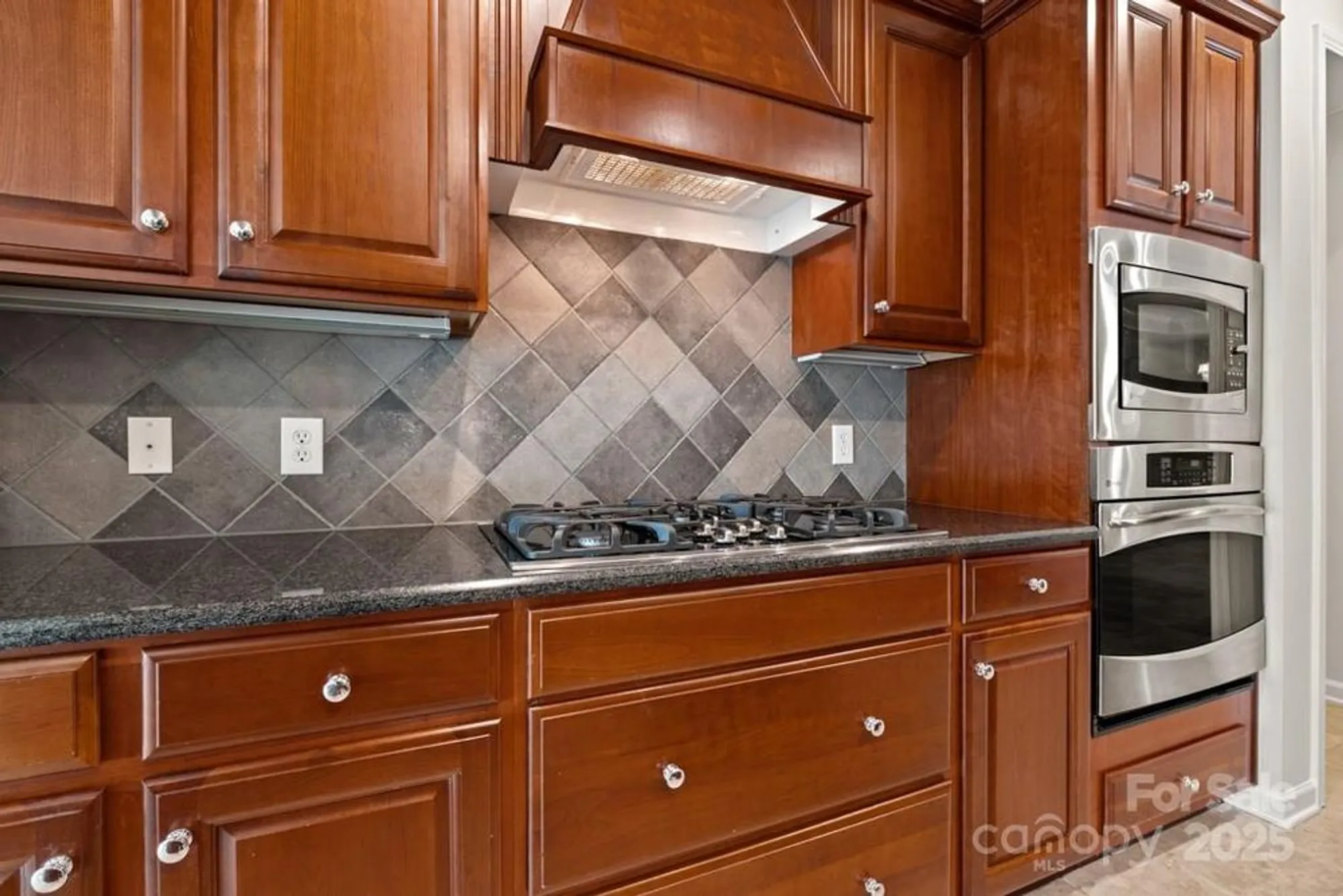 Property Slideshow image 11 of 48 | 39653 rosebay ct, Indian Land, SC, 29707