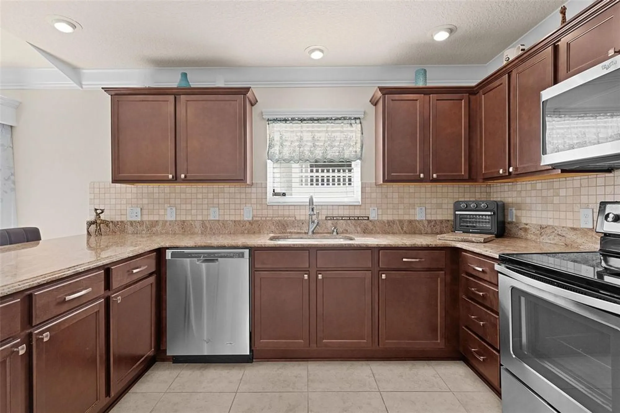 Property Slideshow image 16 of 46 | 3627 fulcrum pl, The Villages, FL, 32163