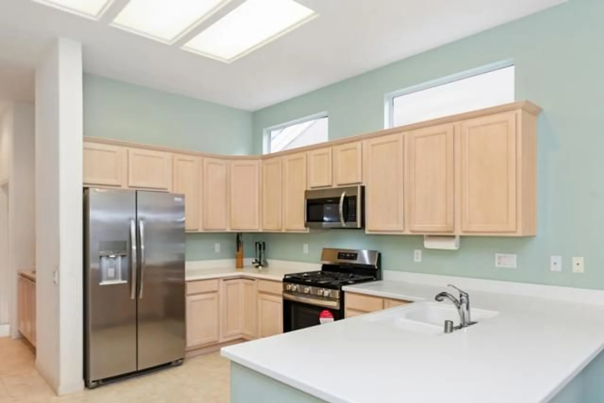 Property Slideshow image 12 of 32 | 37549 turnberry isle dr, Palm Desert, CA, 92211