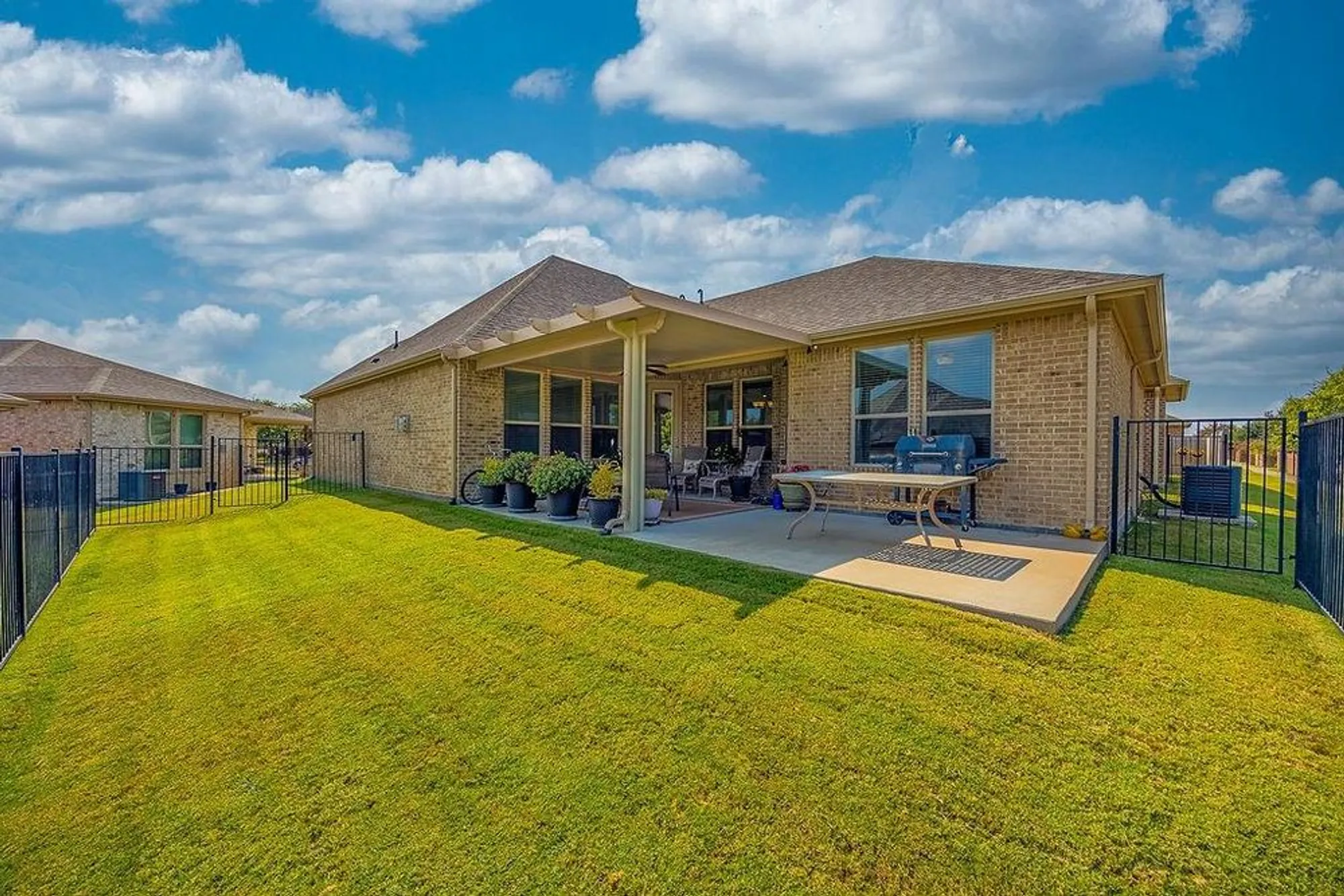 Property Slideshow image 32 of 40 | 2123 ladera way 2123, Mansfield, TX, 76063