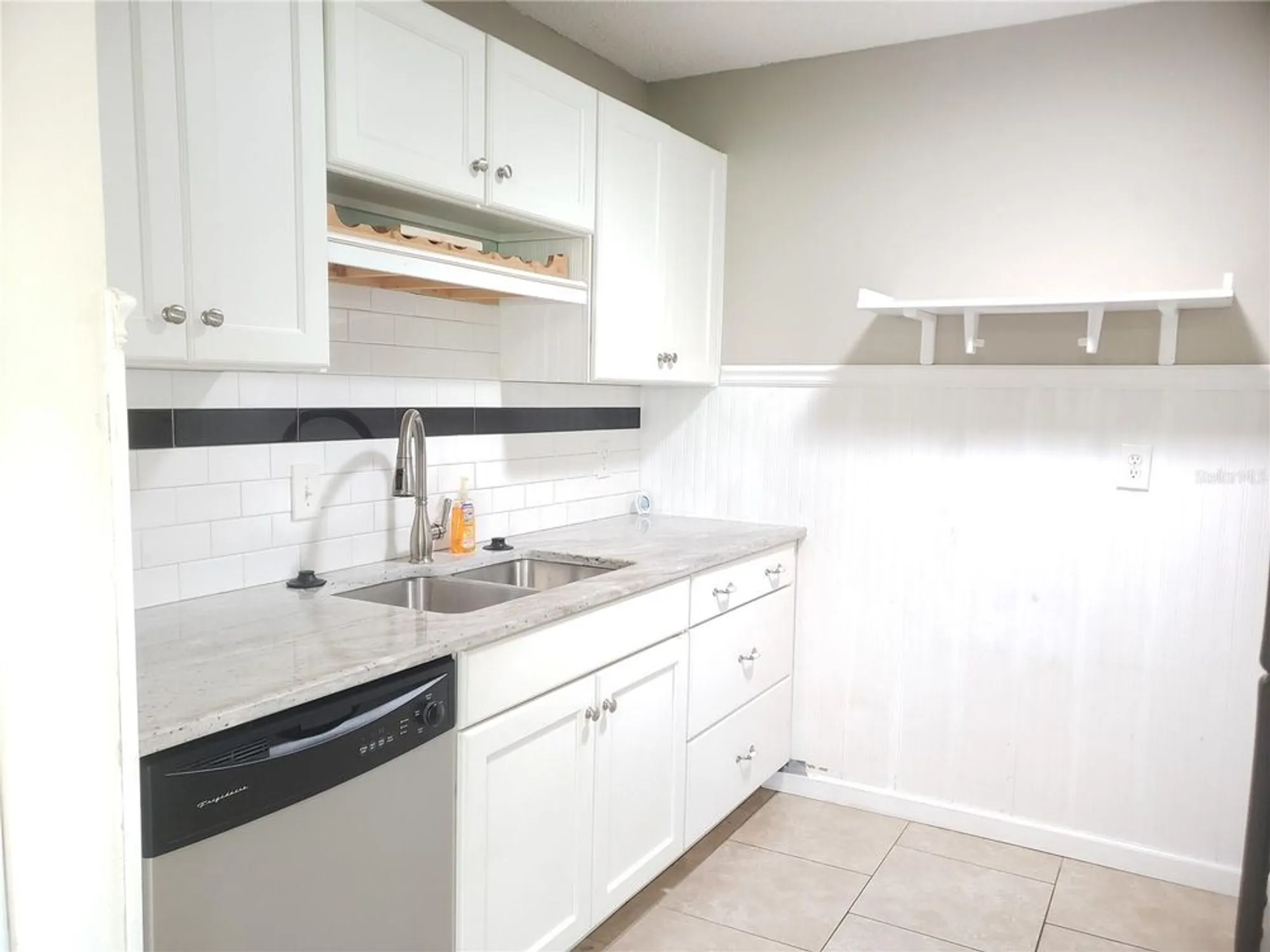 Property Slideshow image 9 of 16 | 2227 grenadier dr # 148, Sun City Center, FL, 33573