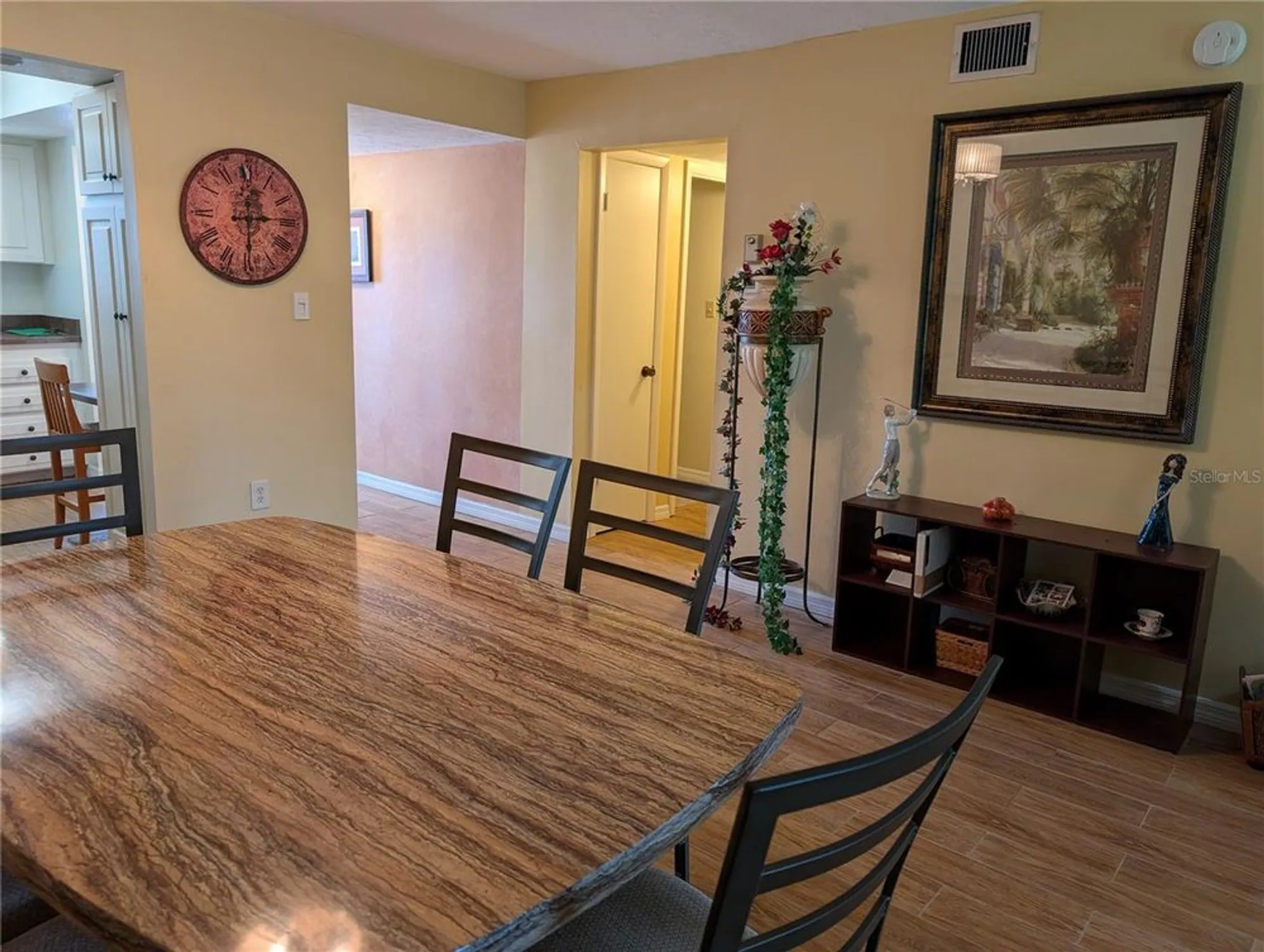 Property Slideshow image 10 of 36 | 3589 lake bayshore dr # j-303, Bradenton, FL, 34205