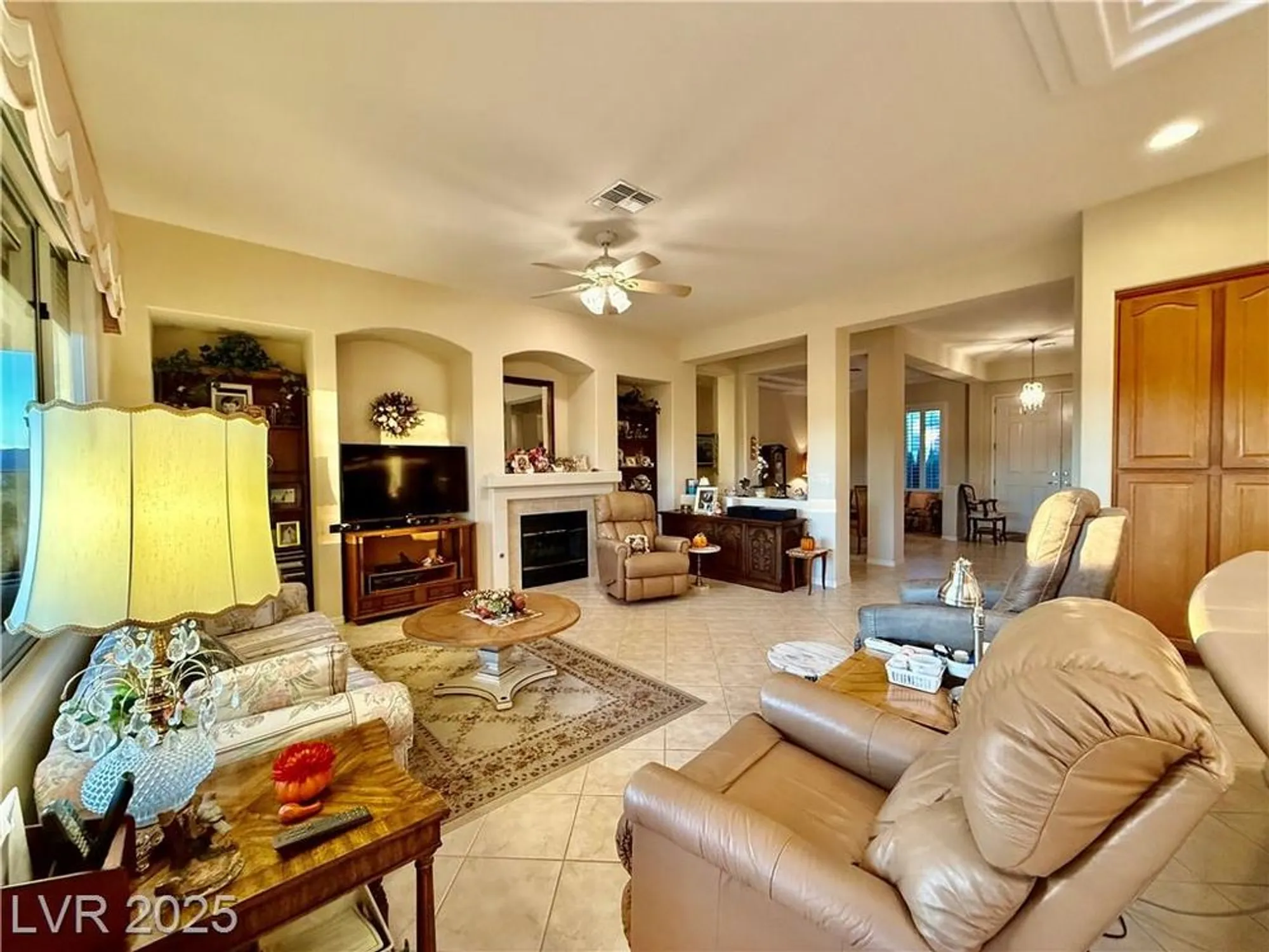 Property Slideshow image 21 of 51 | 2851 scotts valley dr, Henderson, NV, 89052