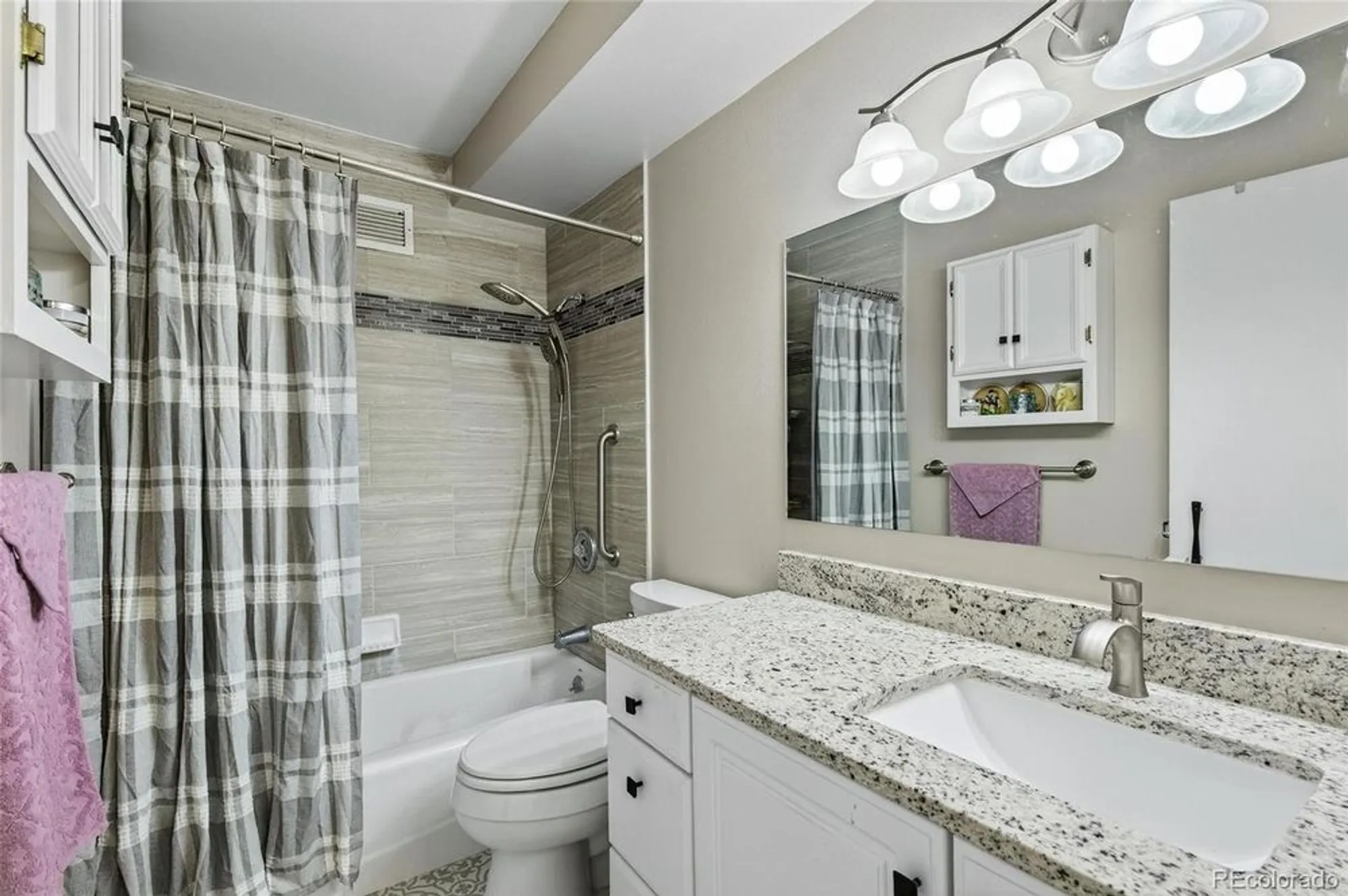 Property Slideshow image 10 of 29 | 650 s clinton st apt 2a, Denver, CO, 80247