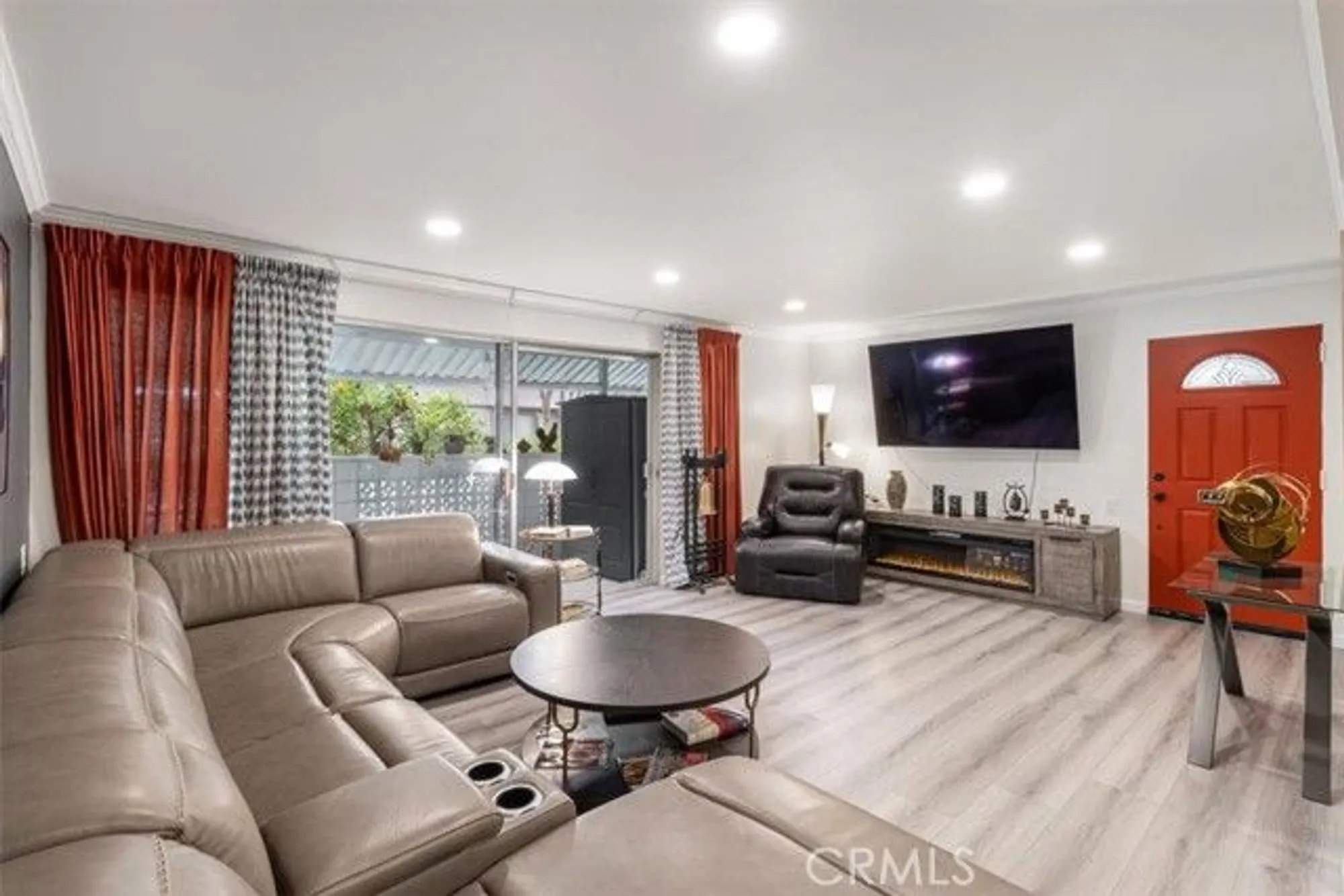 Property Slideshow image 8 of 50 | 107 via estrada f, Laguna Woods, CA, 92637