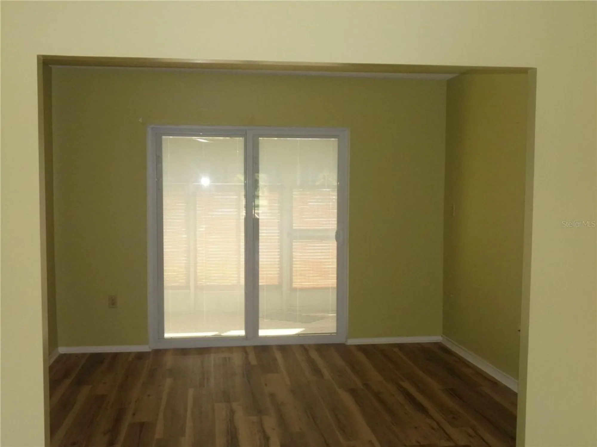 Property Slideshow image 9 of 33 | 4111 heron way # 103, Bradenton, FL, 34205